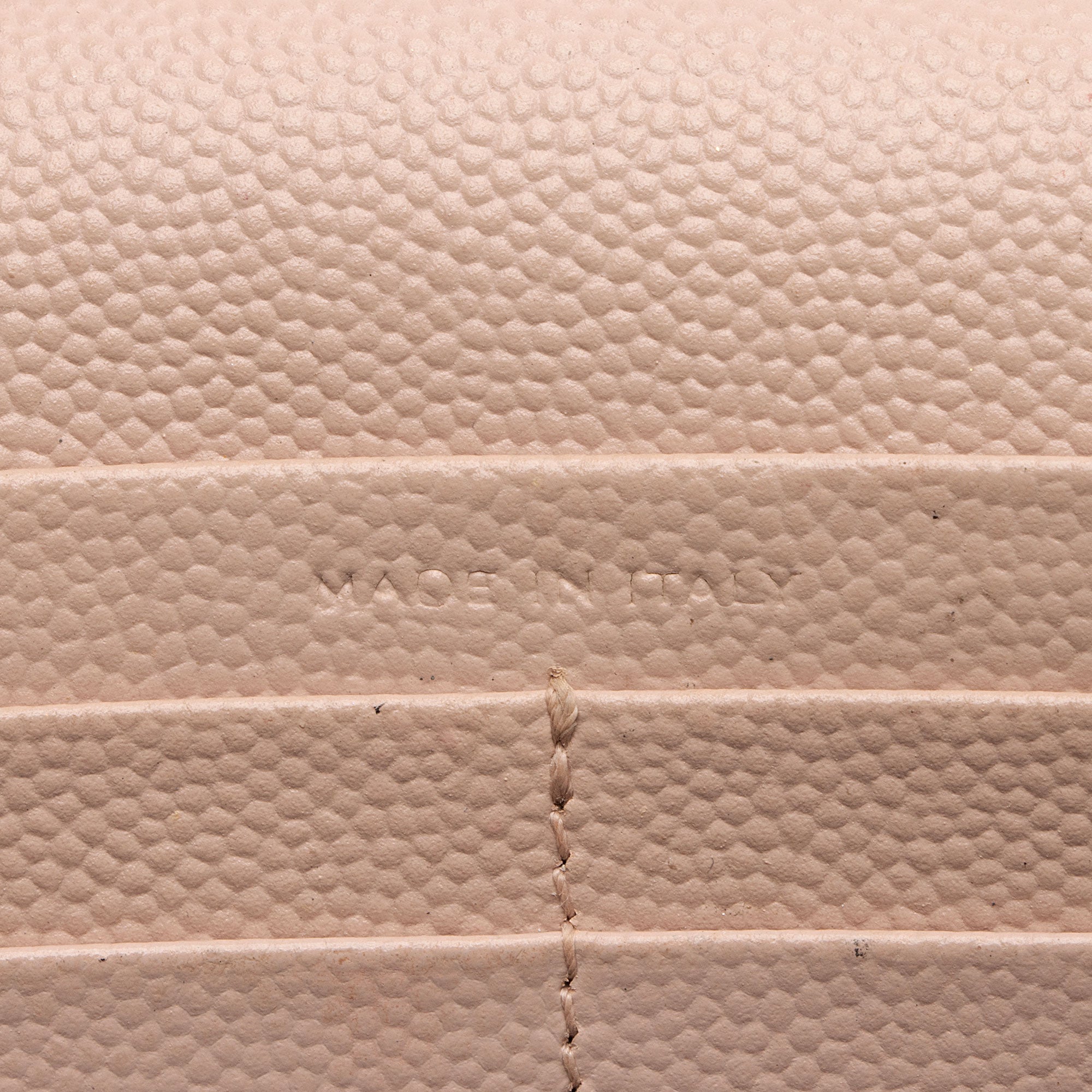 Saint Laurent Matelasse Grain de Poudre Monogram Chain Wallet (SHF-hbOqZ2)