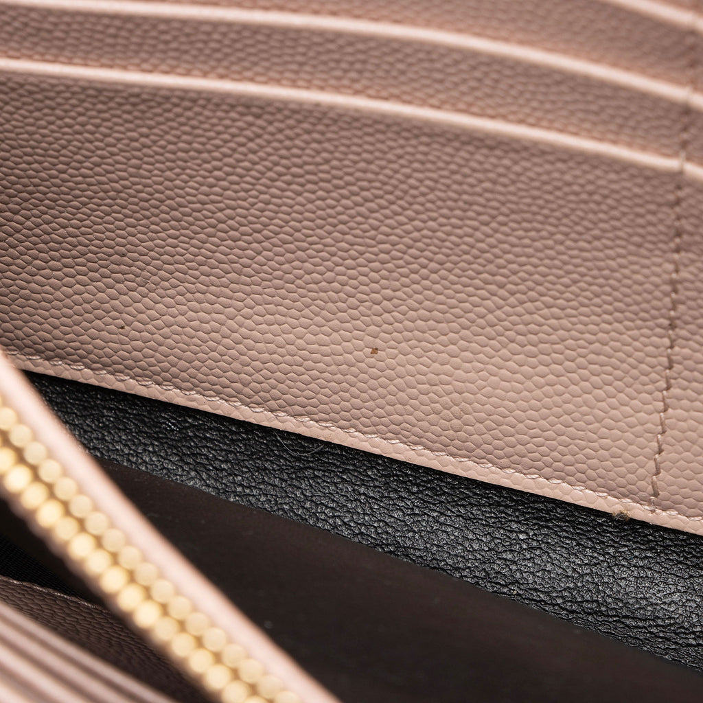 Saint Laurent Matelasse Grain de Poudre Monogram Chain Wallet (SHF-7n2Rsg)