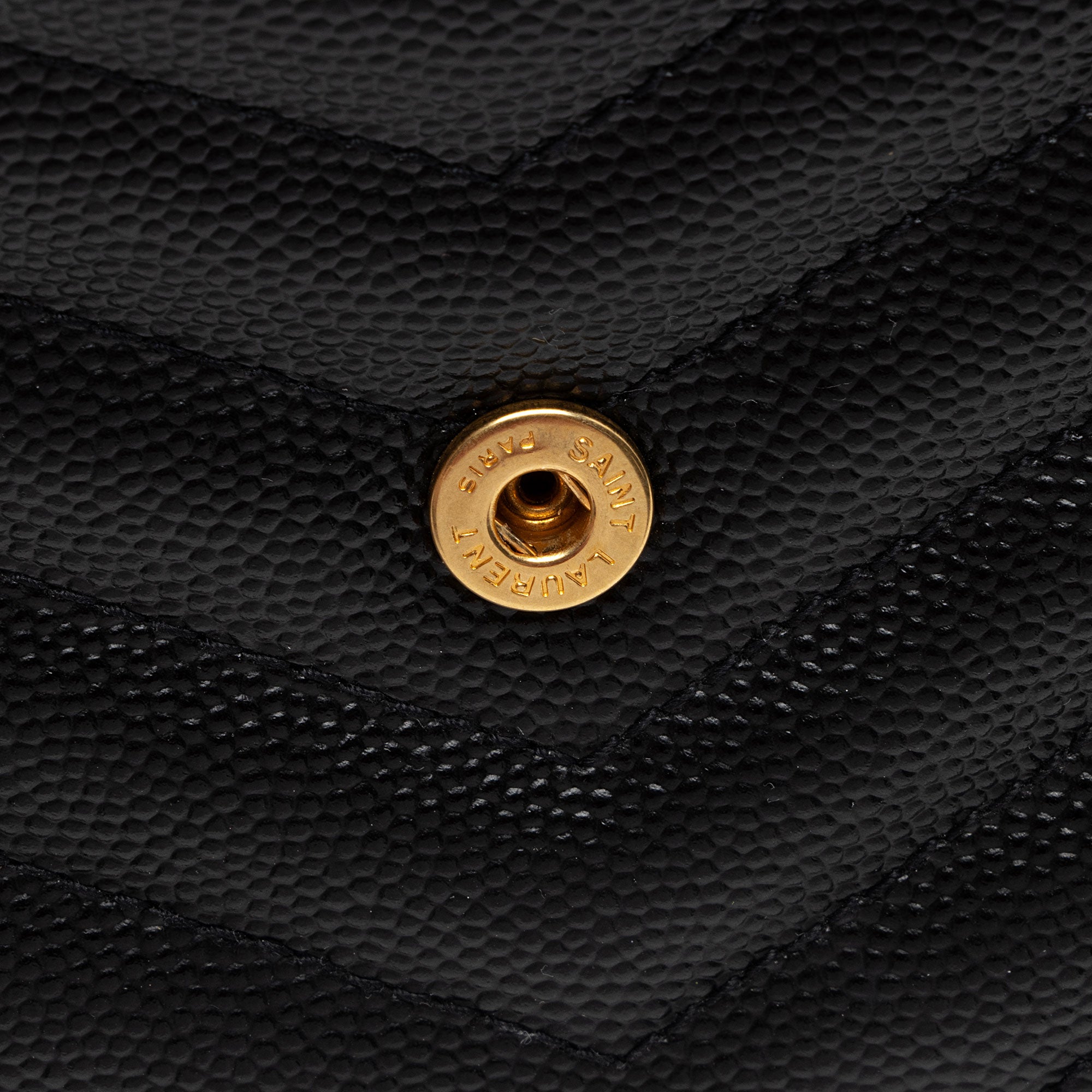 Saint Laurent Matelasse Grain de Poudre Monogram Envelope Chain Wallet (SHF-DR4kKW)
