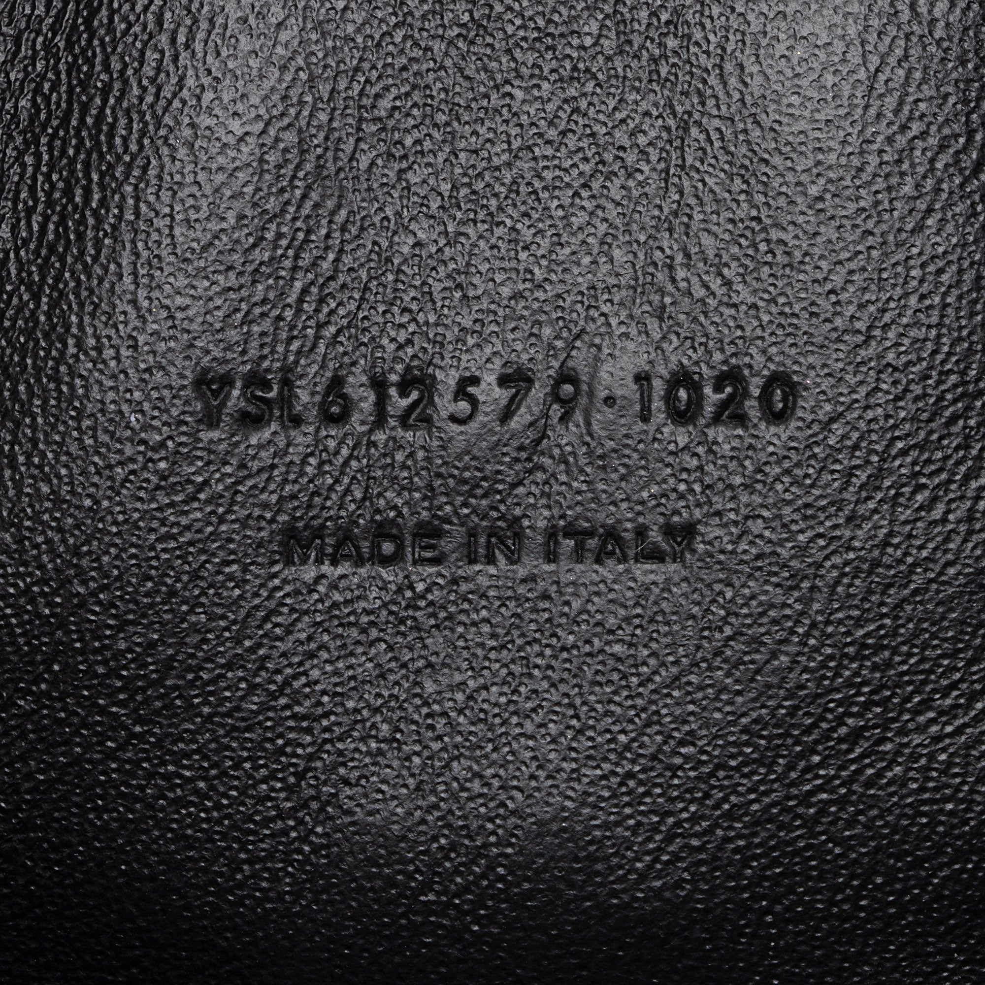 Saint Laurent Matelasse Grain de Poudre Monogram Lou Mini Camera Bag (SHF-T7Shs9)