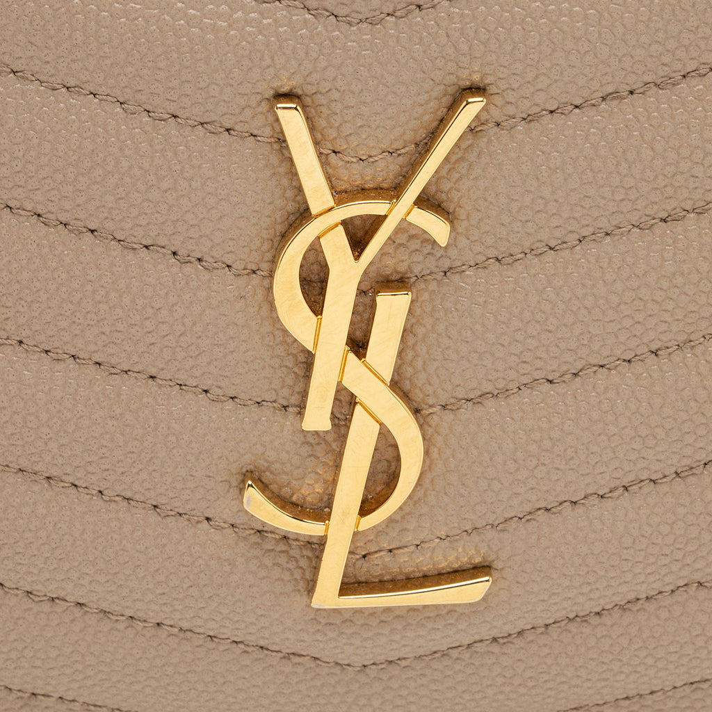 Saint Laurent Matelasse Grain de Poudre Monogram Lou Mini Camera Bag (SHF-T7Shs9)