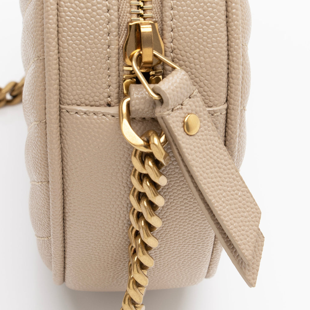Saint Laurent Matelasse Grain de Poudre Monogram Vinyle Round Camera Bag (SHF-Z2Rbux)