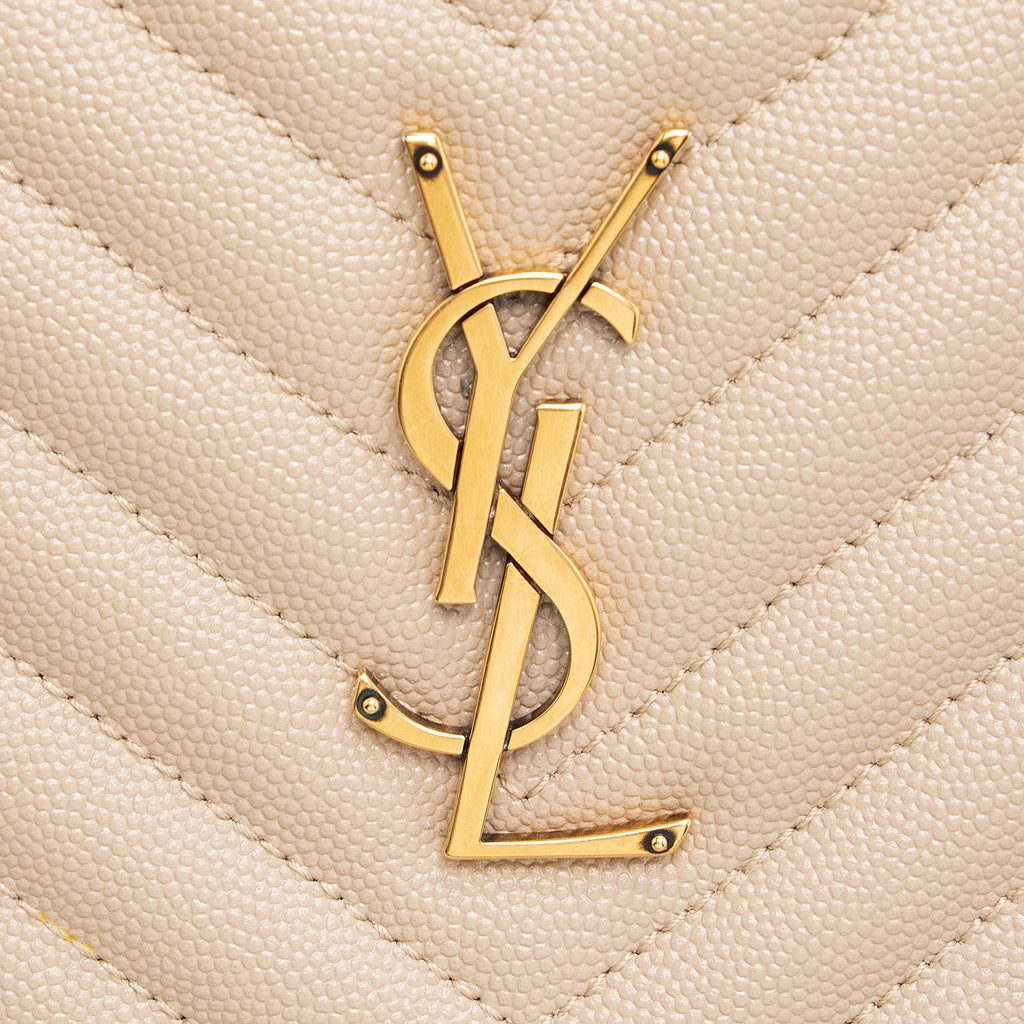 Saint Laurent Matelasse Grain de Poudre Monogram Vinyle Round Camera Bag (SHF-Z2Rbux)