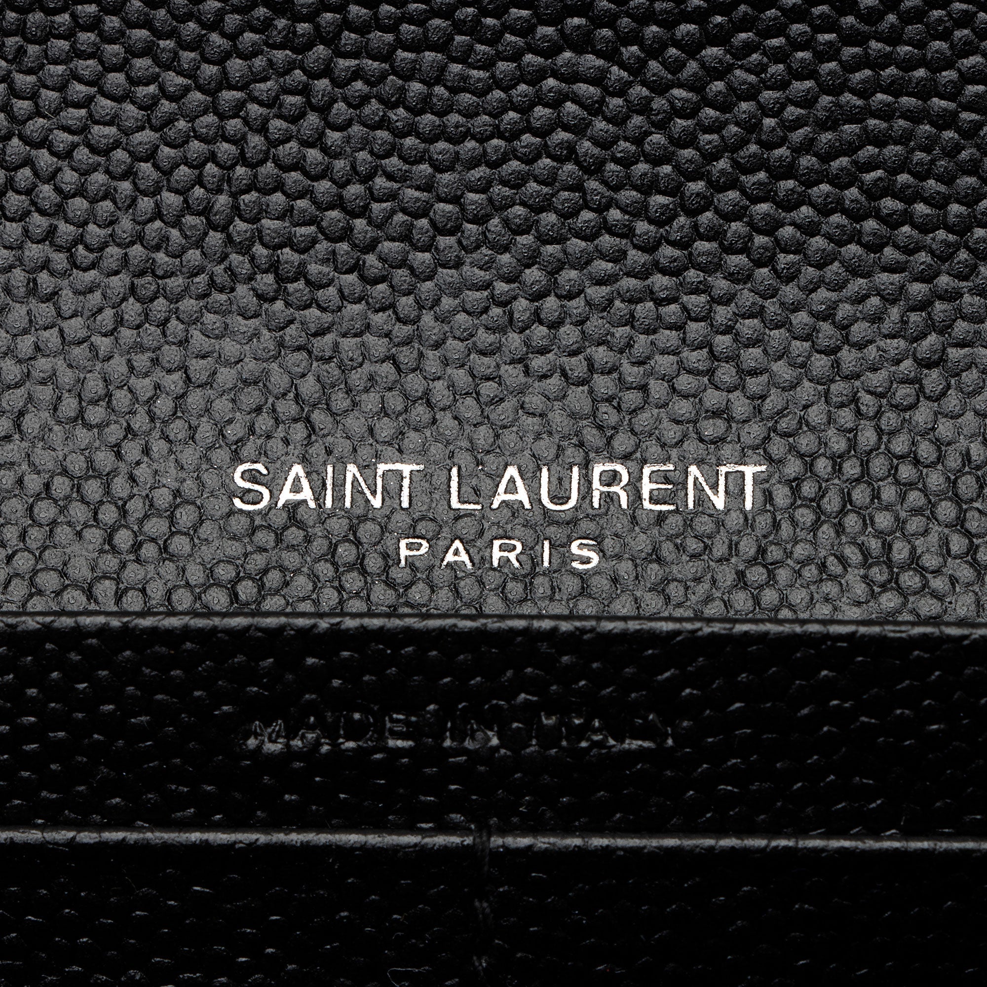 Saint Laurent Matelasse Grain de Poudre Monogram Wallet (SHF-RqA2Ig)