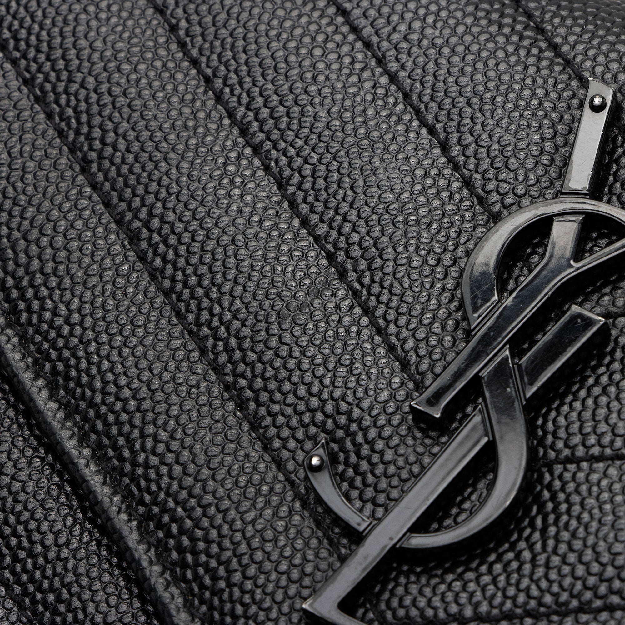 Saint Laurent Matelasse Grain de Poudre Monogram Wallet (SHF-XsSTMO)