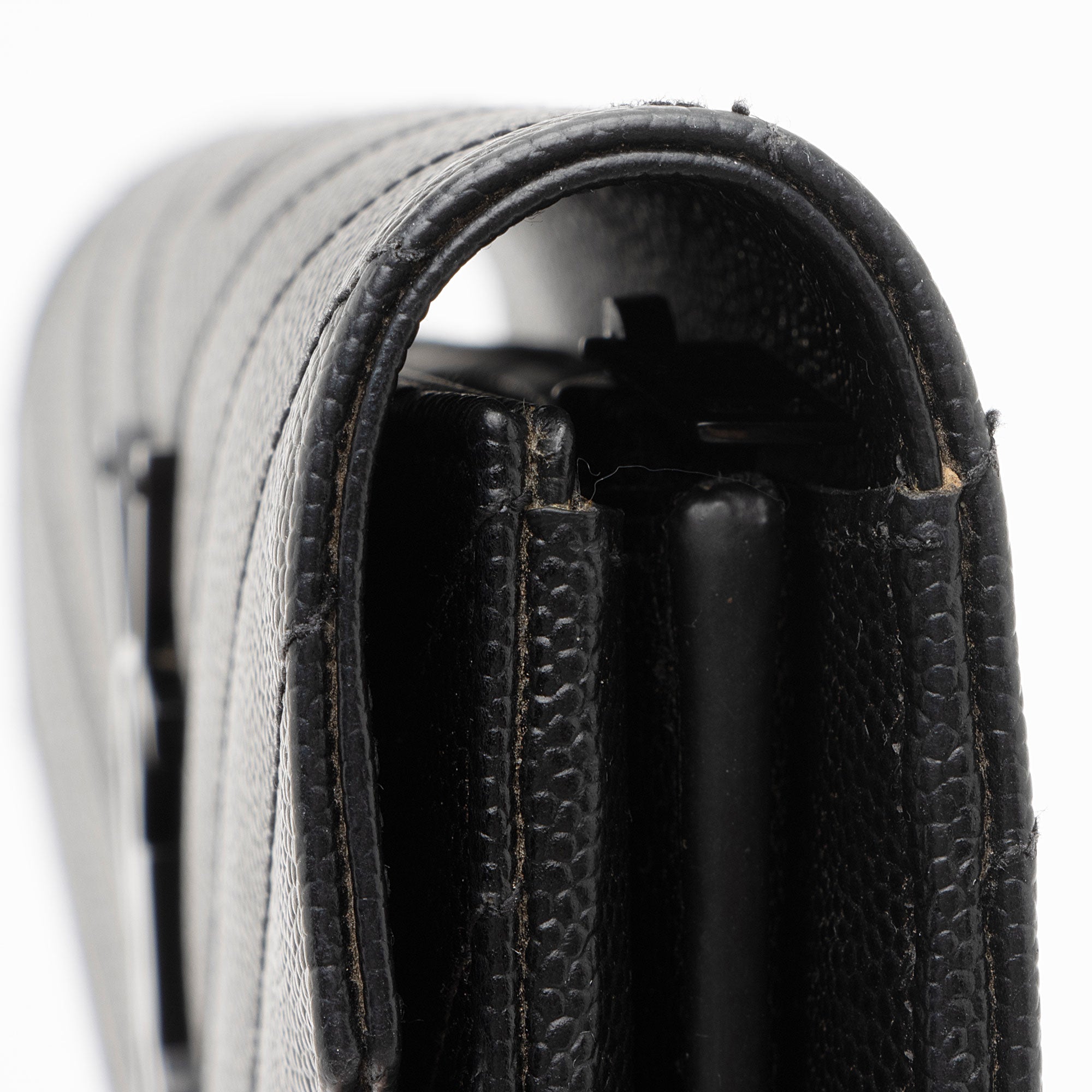 Saint Laurent Matelasse Grain de Poudre Monogram Wallet (SHF-XsSTMO)