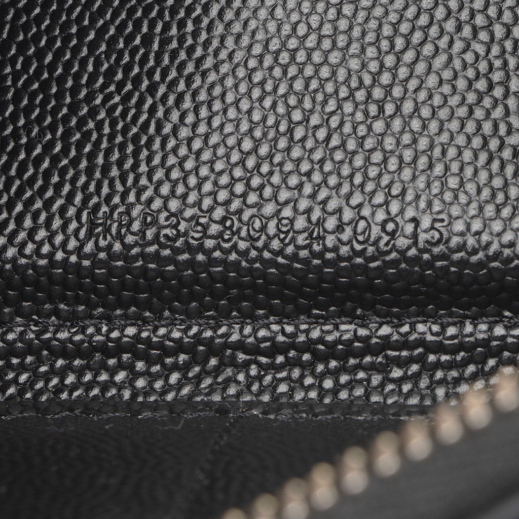 Saint Laurent Matelasse Grain de Poudre Monogram Zip Around Wallet (SHF-YBU9hg)