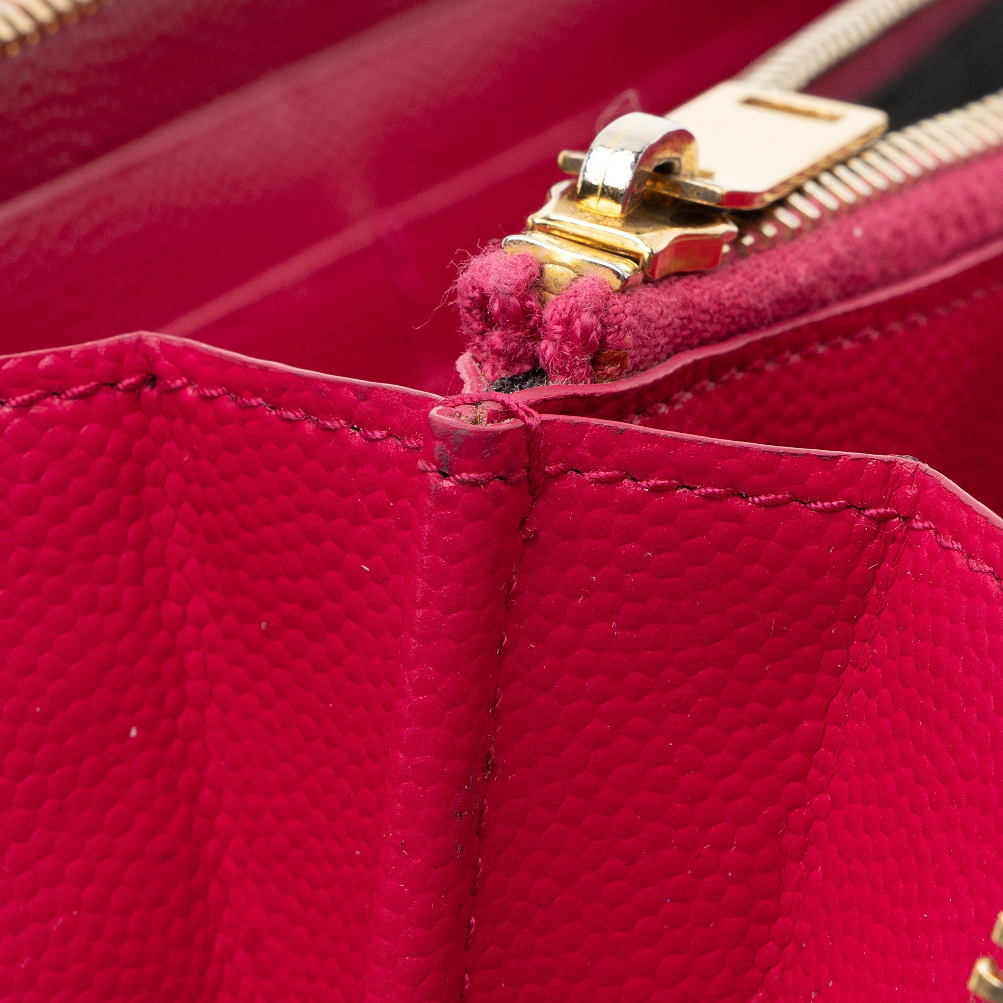 Saint Laurent Matelasse Grain de Poudre Monogram Zip Around Wallet (SHF-xMdHJp)