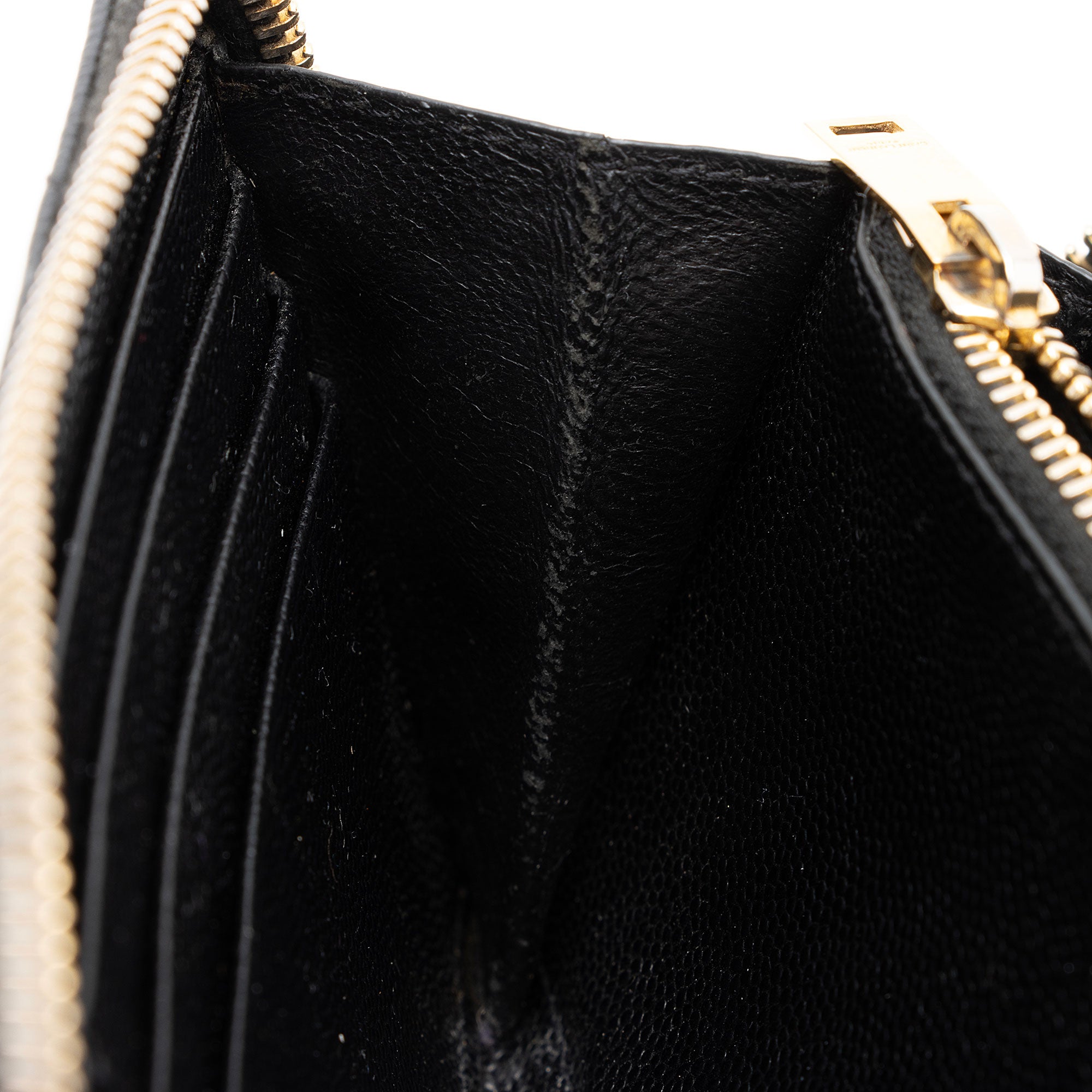 Saint Laurent Matelasse Grain de Poudre Monogram Zip Around Wallet (SHF-O3K7M8)