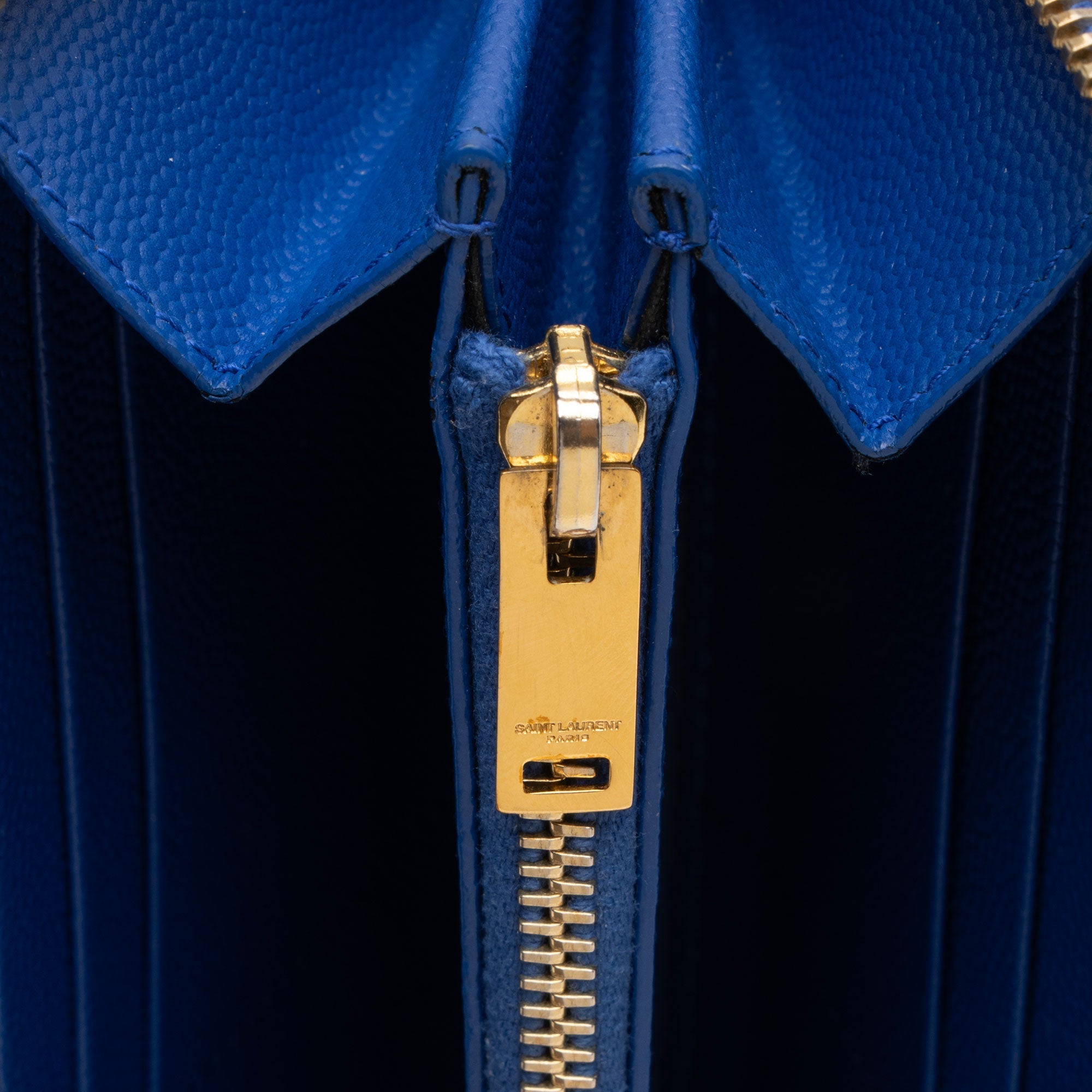 Saint Laurent Matelasse Grain de Poudre Monogram Zip Around Wallet (SHF-GVAGu1)