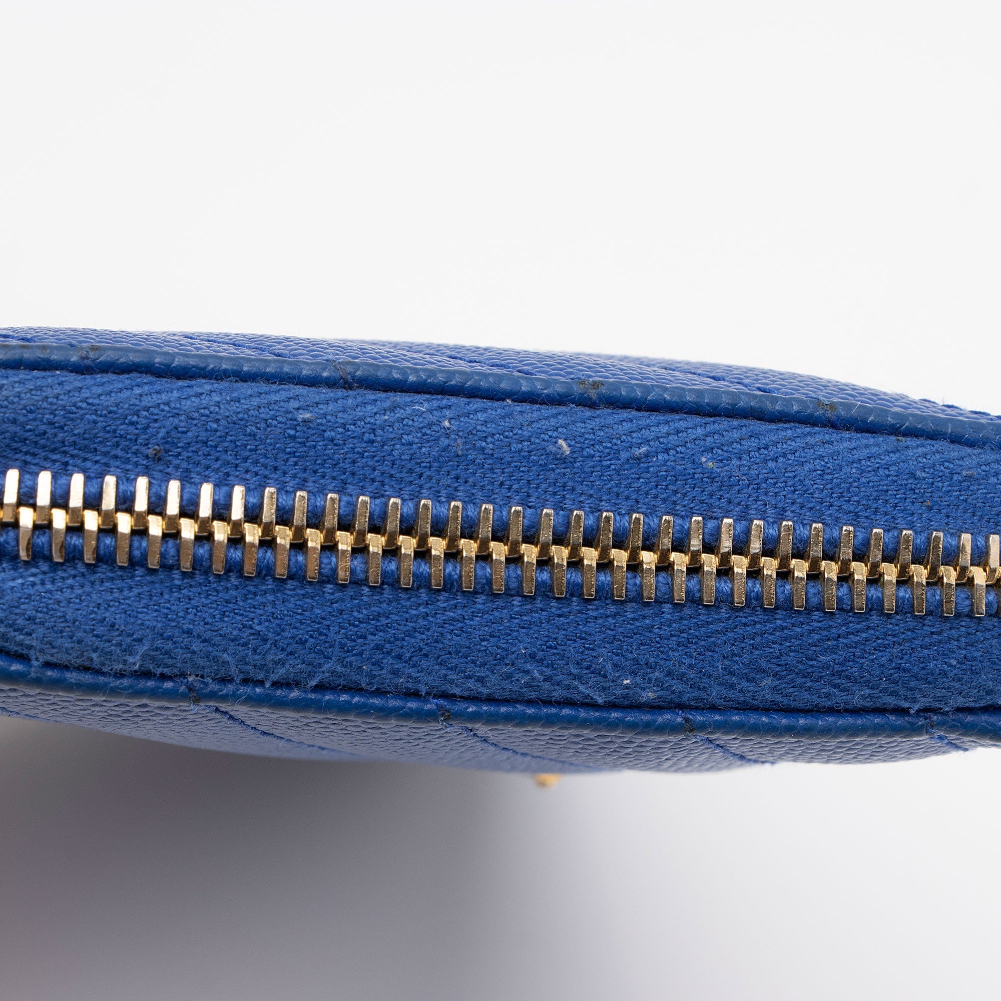 Saint Laurent Matelasse Grain de Poudre Monogram Zip Around Wallet (SHF-GVAGu1)
