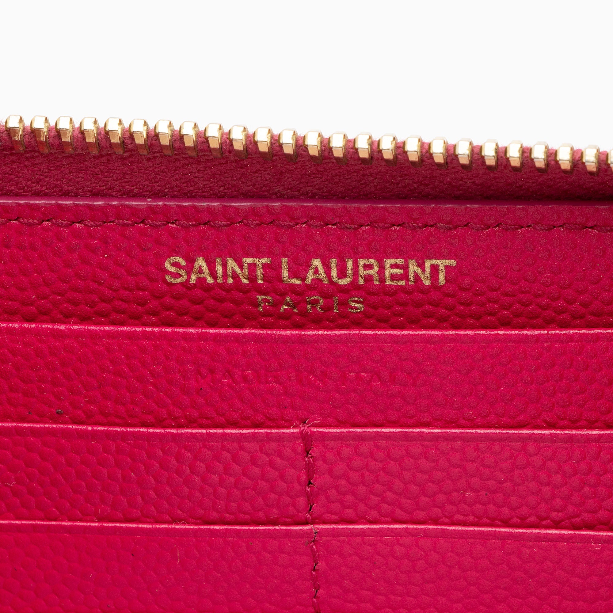 Saint Laurent Matelasse Grain de Poudre Monogram Zip Around Wallet (SHF-hYPXEX)