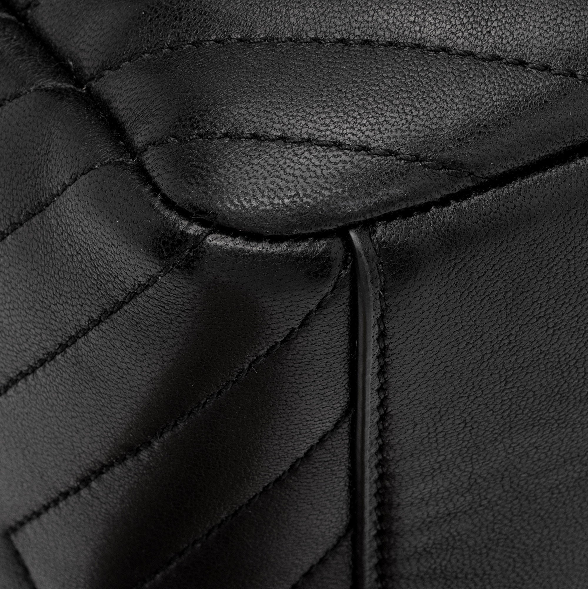 Saint Laurent Matelasse Lambskin Monogram Joe Backpack (SHF-C9THXn)