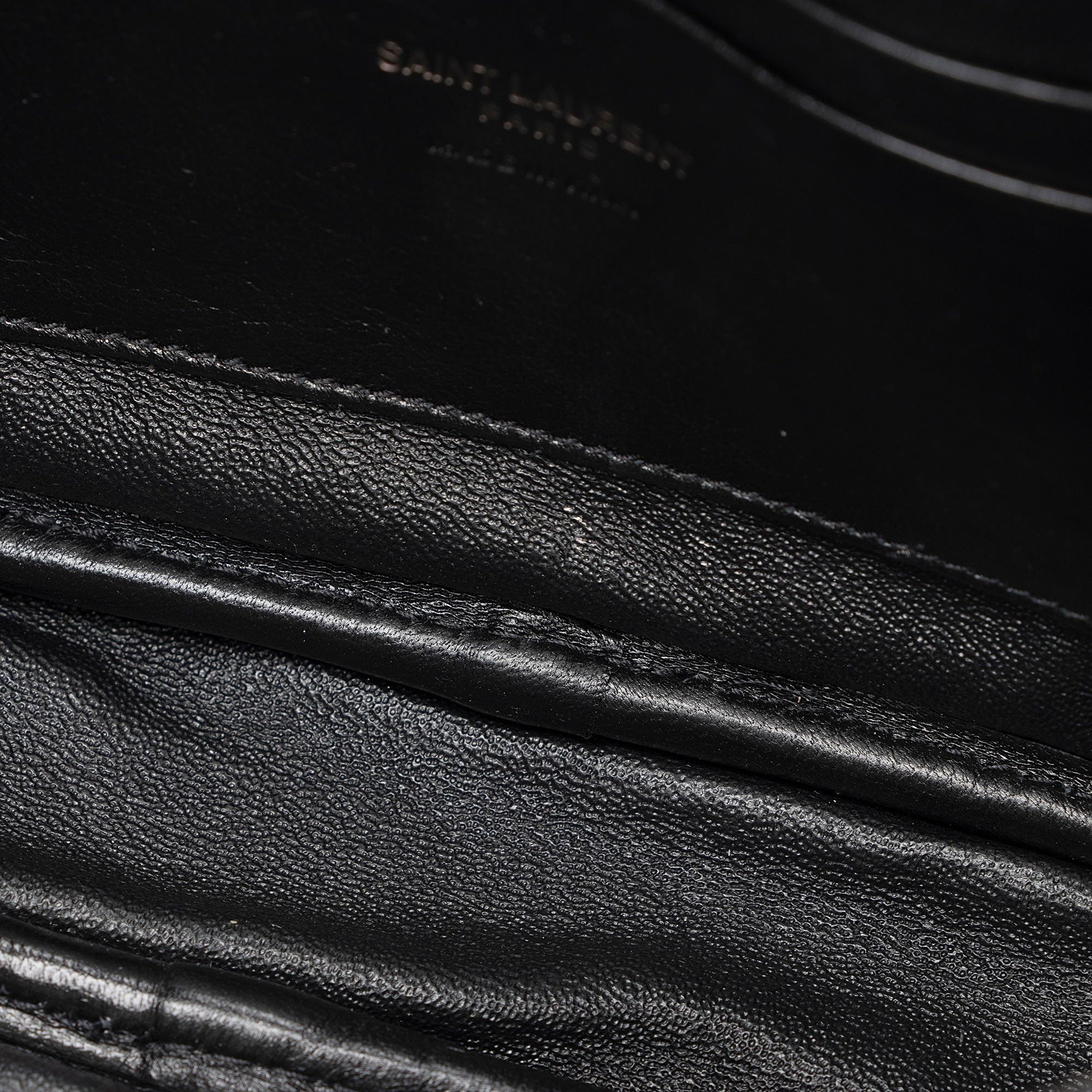 Saint Laurent Matelasse Patent Leather Monogram Lou Mini Camera Bag (SHF-xwMZnb)