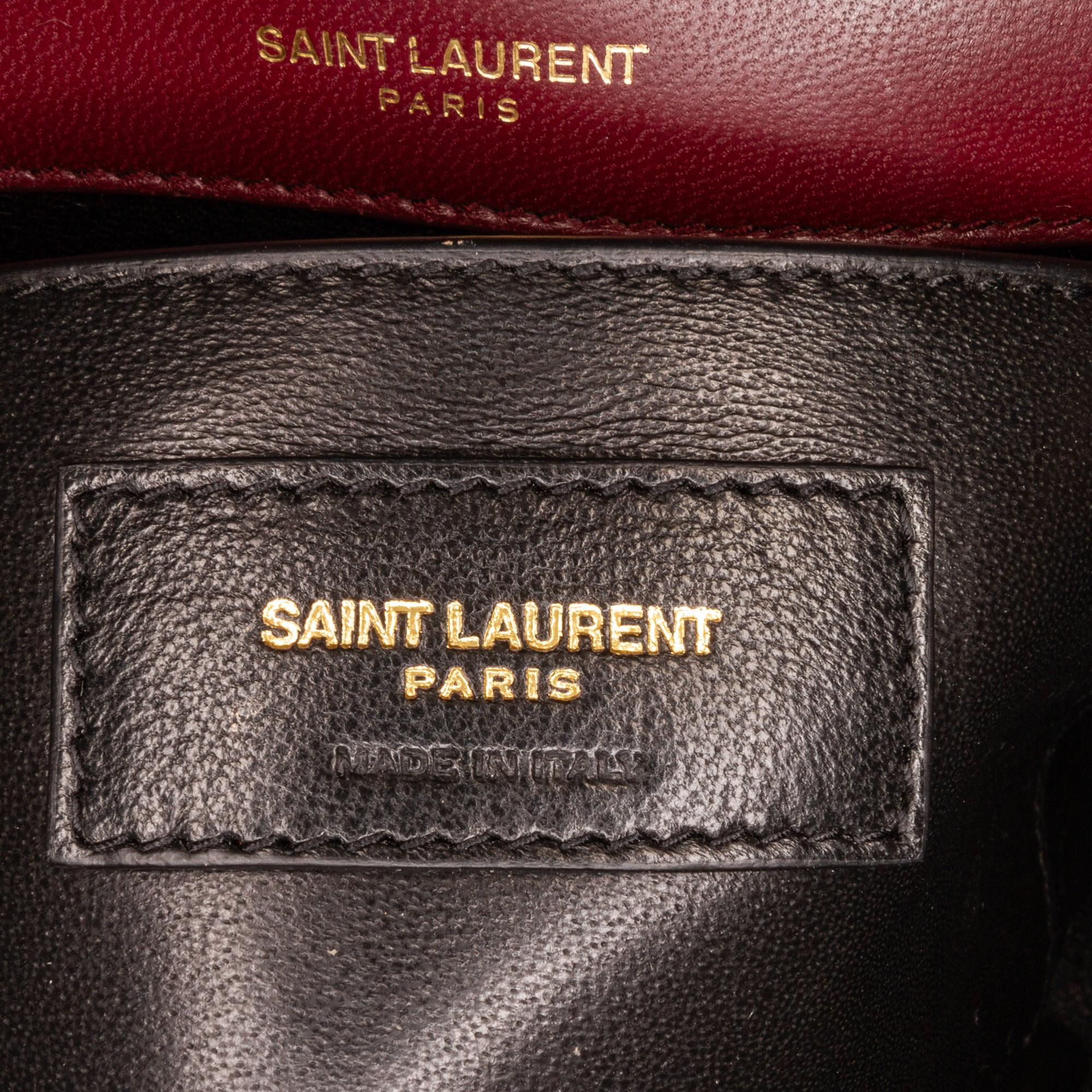 Saint Laurent Medium Vicky Crossbody Bag (SHG-Q6C0Hy)
