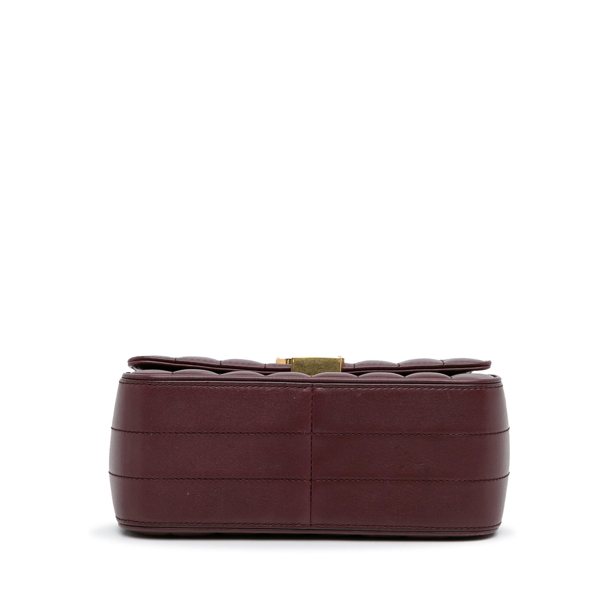 Saint Laurent Medium Vicky Crossbody Bag (SHG-Q6C0Hy)