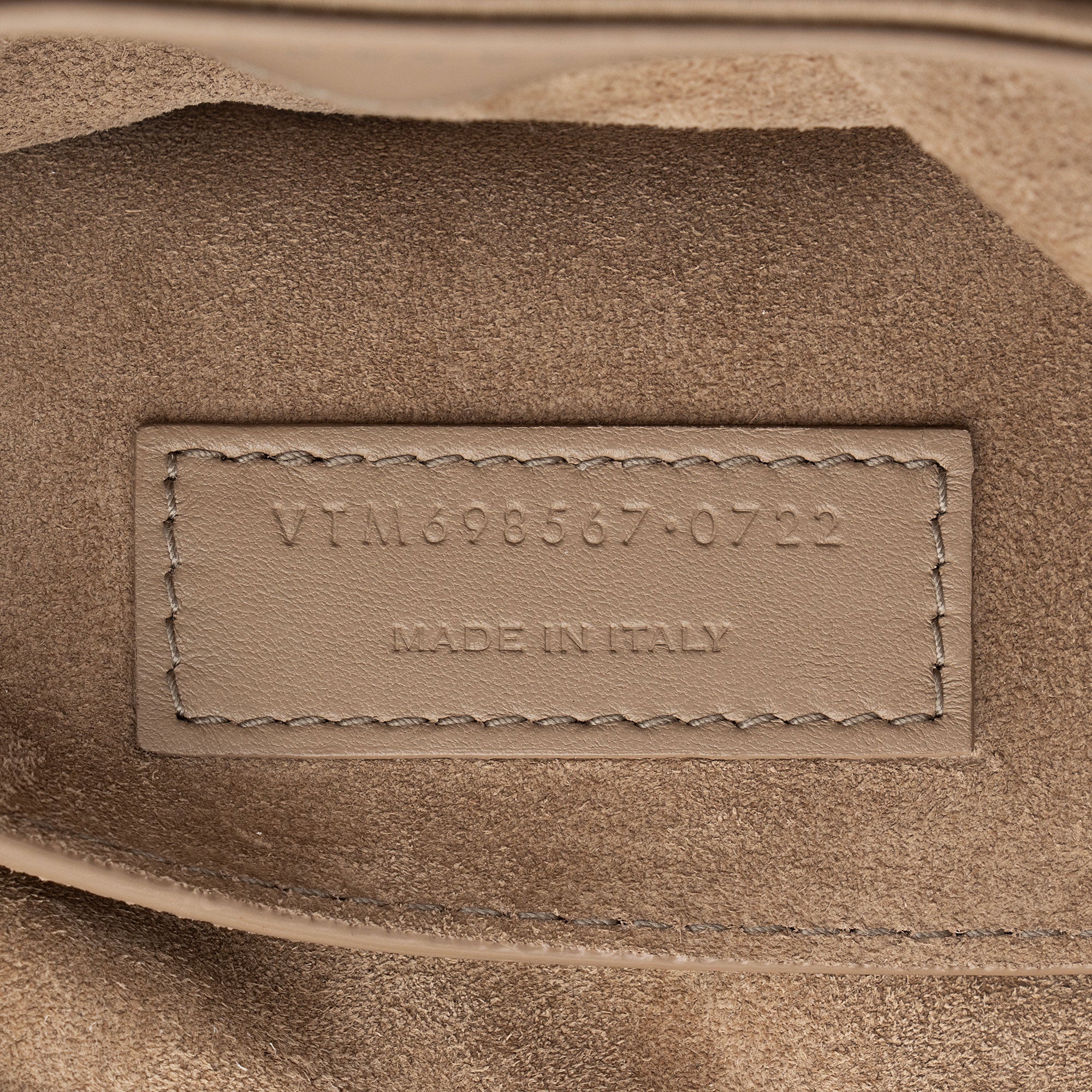 Saint Laurent Metallic Quilted Satin Monogram Le 57 Hobo (SHF-87vuVp)