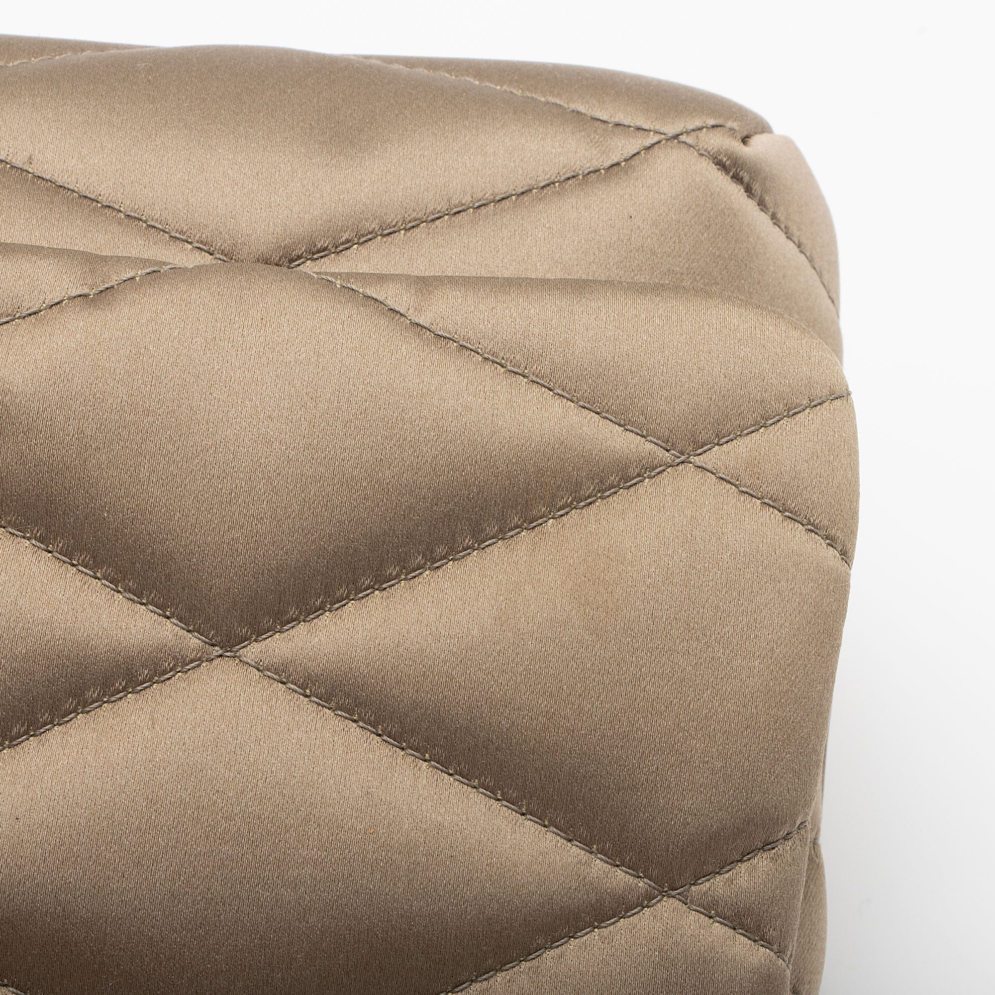 Saint Laurent Metallic Quilted Satin Monogram Le 57 Hobo (SHF-87vuVp)
