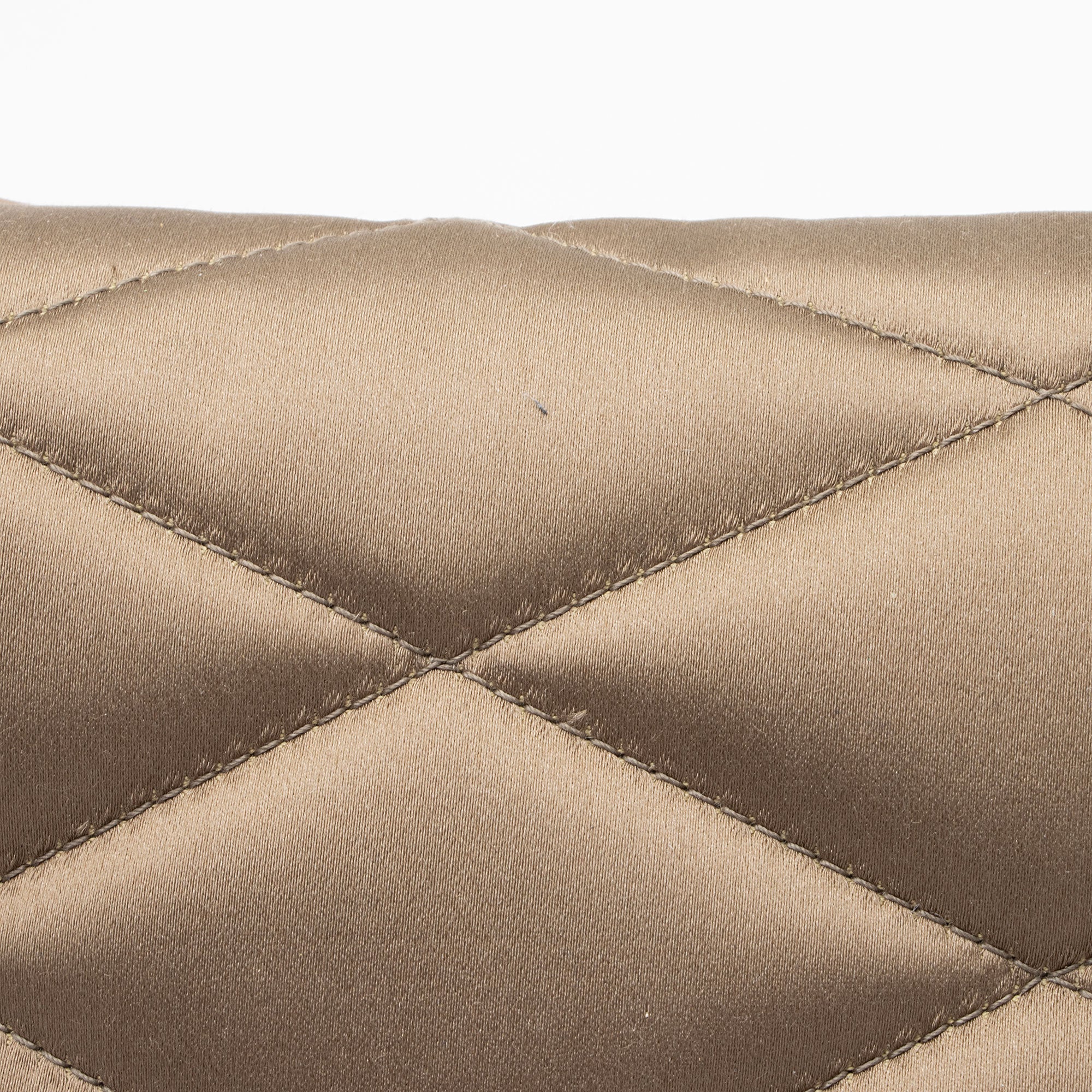 Saint Laurent Metallic Quilted Satin Monogram Le 57 Hobo (SHF-87vuVp)