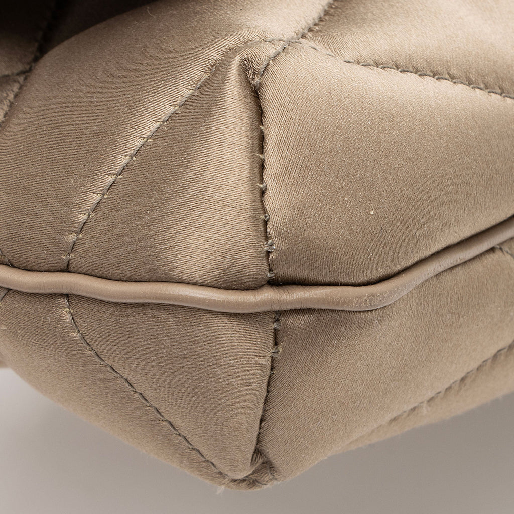 Saint Laurent Metallic Quilted Satin Monogram Le 57 Hobo (SHF-87vuVp)