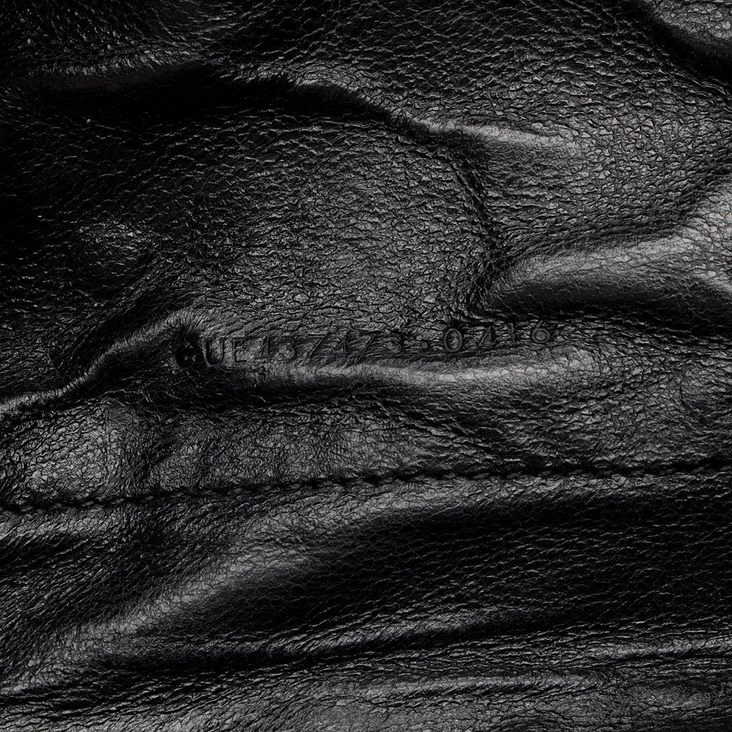 Saint Laurent Mixed Matelasse Calfskin Monogram Chain Wallet (SHF-f944Ez)