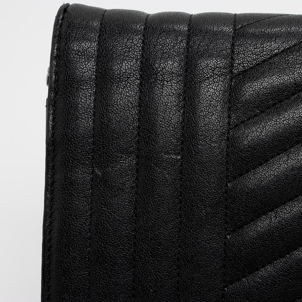 Saint Laurent Mixed Matelasse Calfskin Monogram Chain Wallet (SHF-f944Ez)