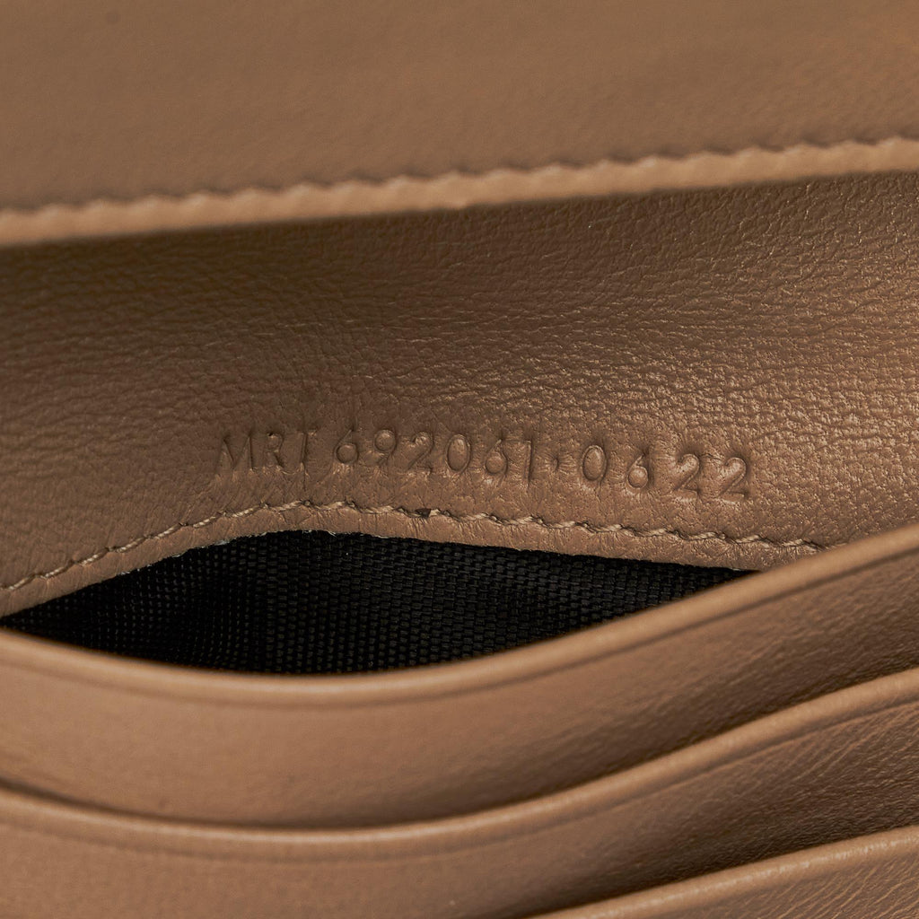 Saint Laurent Monogram V Stitch Wallet (SHG-tPcMVa)