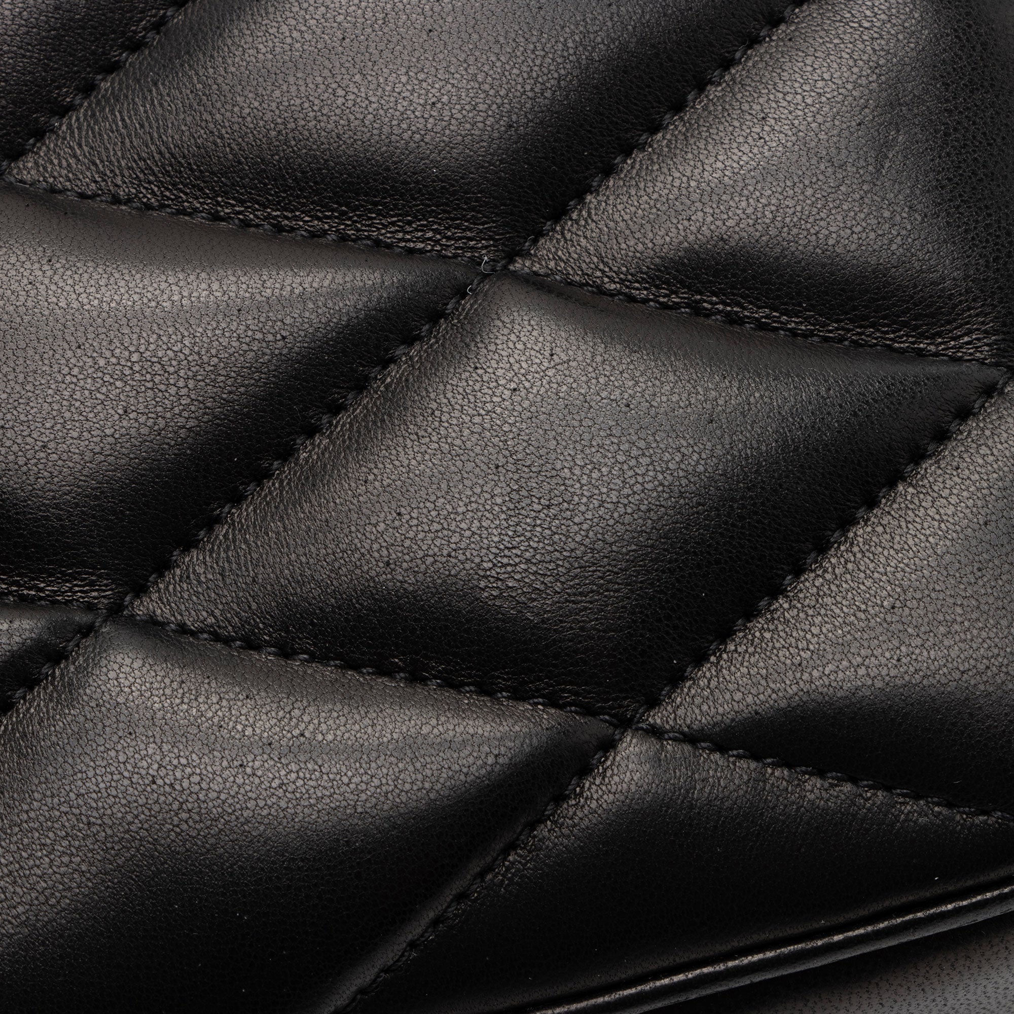 Saint Laurent Quilted Lambskin Lolita Cosmetic Pouch (SHF-TLgjs7)