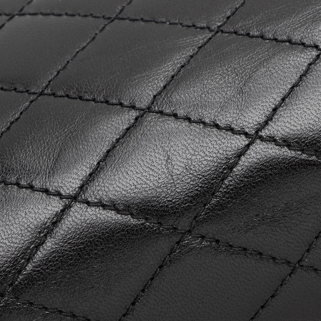 Saint Laurent Quilted Lambskin Monogram Victoire Baby Chain Clutch (SHF-M6OIgU)