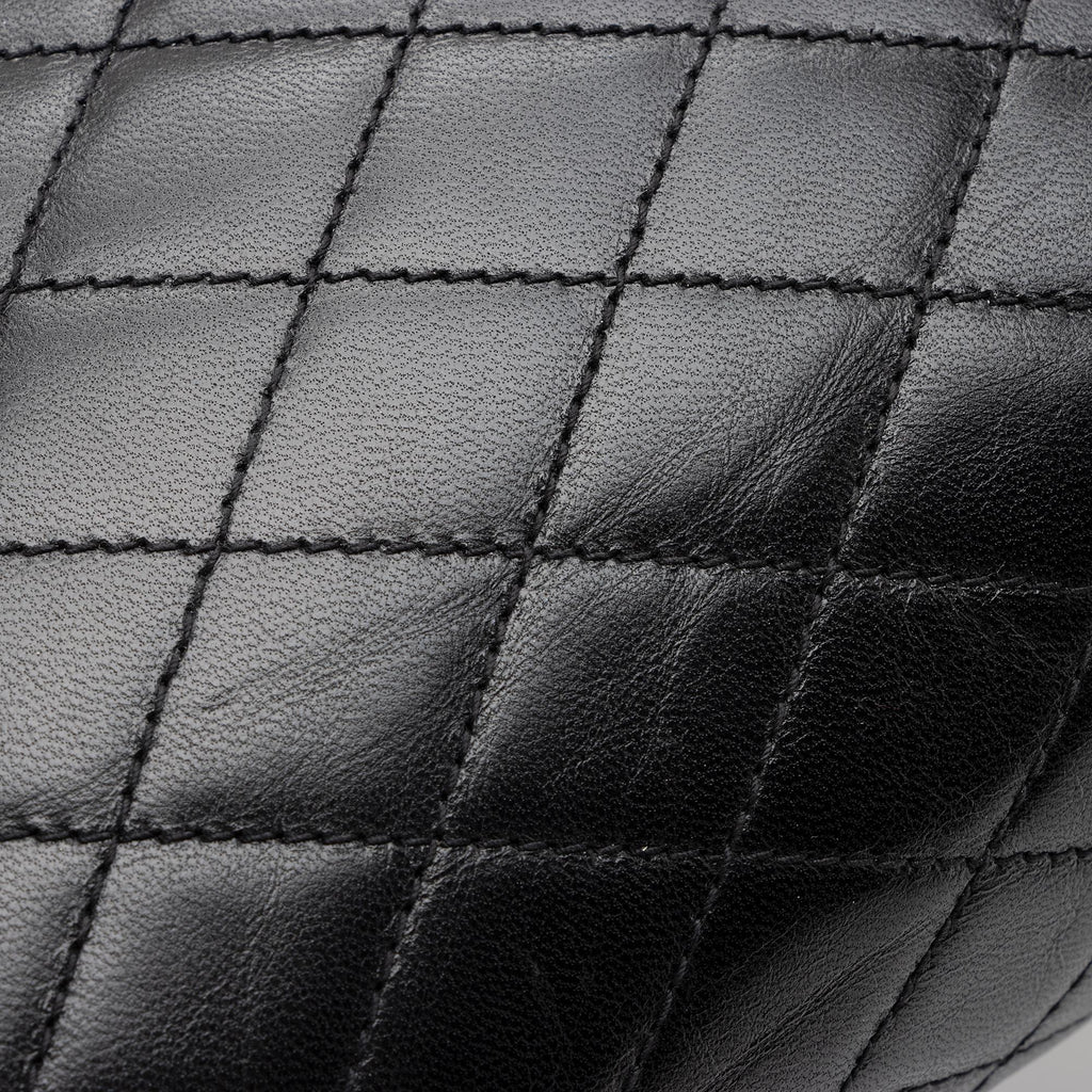 Saint Laurent Quilted Lambskin Monogram Victoire Baby Chain Clutch (SHF-M6OIgU)