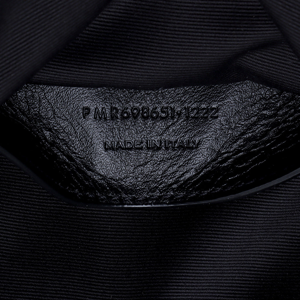 Saint Laurent Quilted Lambskin Pouch (SHF-ixv7Bg)