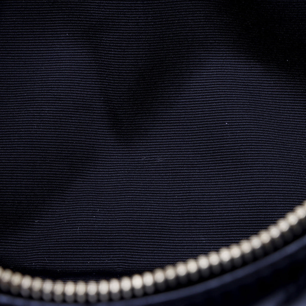 Saint Laurent Quilted Lambskin Pouch (SHF-ixv7Bg)
