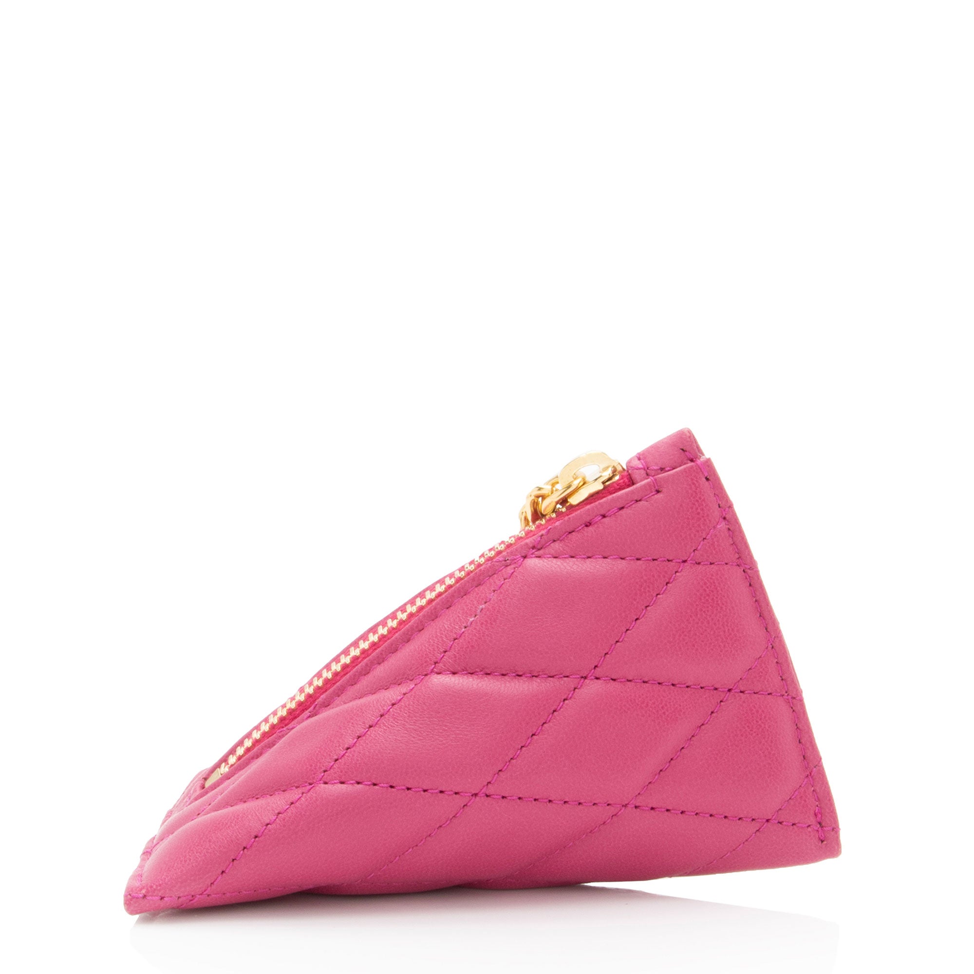 Saint Laurent Quilted Lambskin Triangle Charm (SHF-ptmawZ)