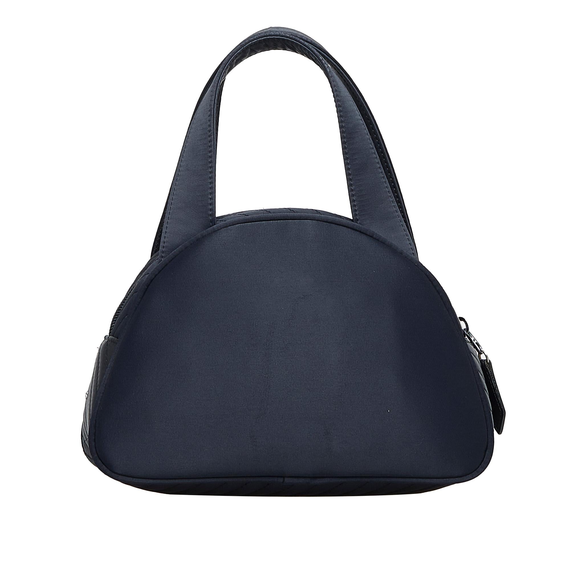 Saint Laurent Satin Handbag (SHG-W5ao0e)