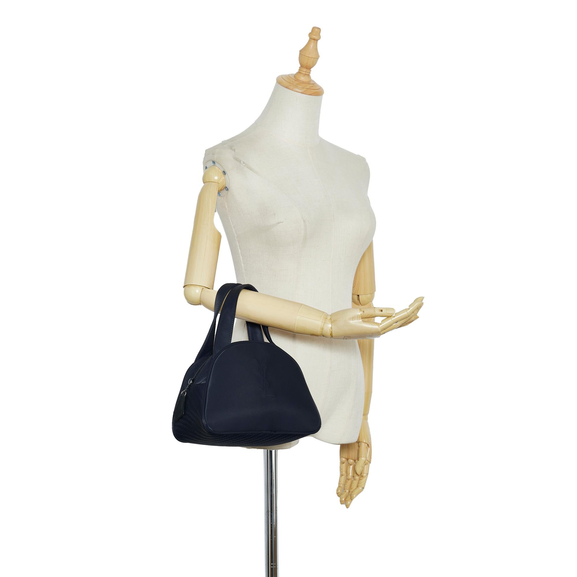 Saint Laurent Satin Handbag (SHG-W5ao0e)