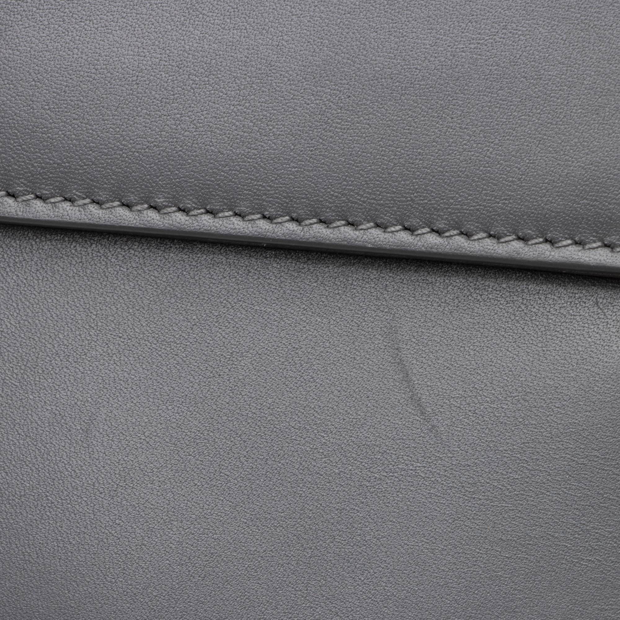 Saint Laurent Smooth Calfskin Le Maillon Shoulder Bag (SHF-23712)