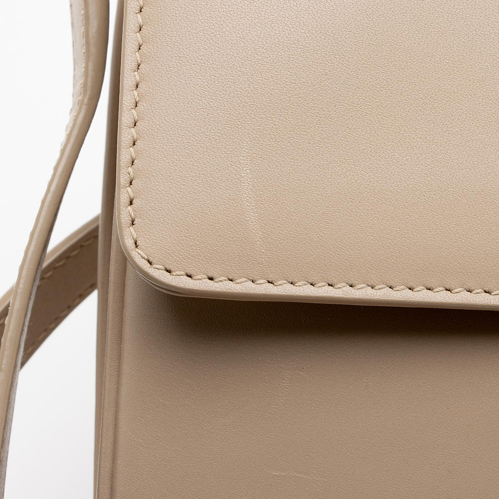 Saint Laurent Smooth Calfskin Le Maillon Shoulder Bag (SHF-ykAnZ1)
