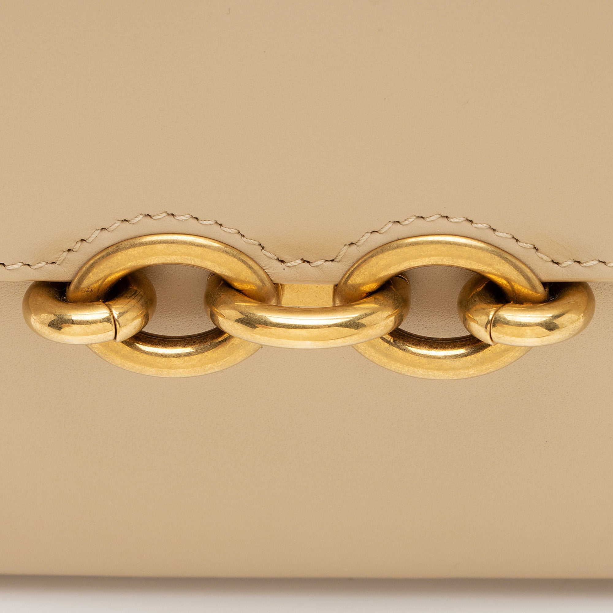 Saint Laurent Smooth Calfskin Le Maillon Shoulder Bag (SHF-tgPMeo)