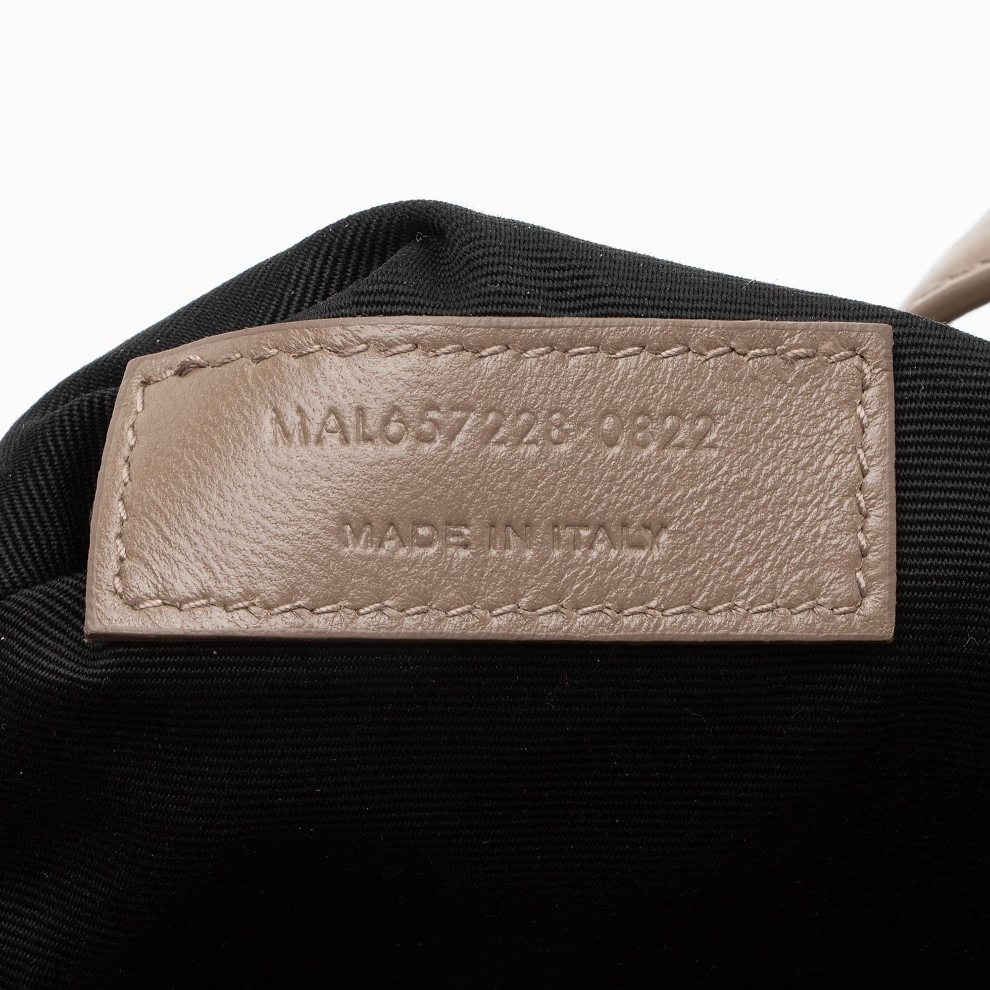 Saint Laurent Smooth Calfskin Monogram Le 5 A 7 Hobo (SHF-GmWODr)