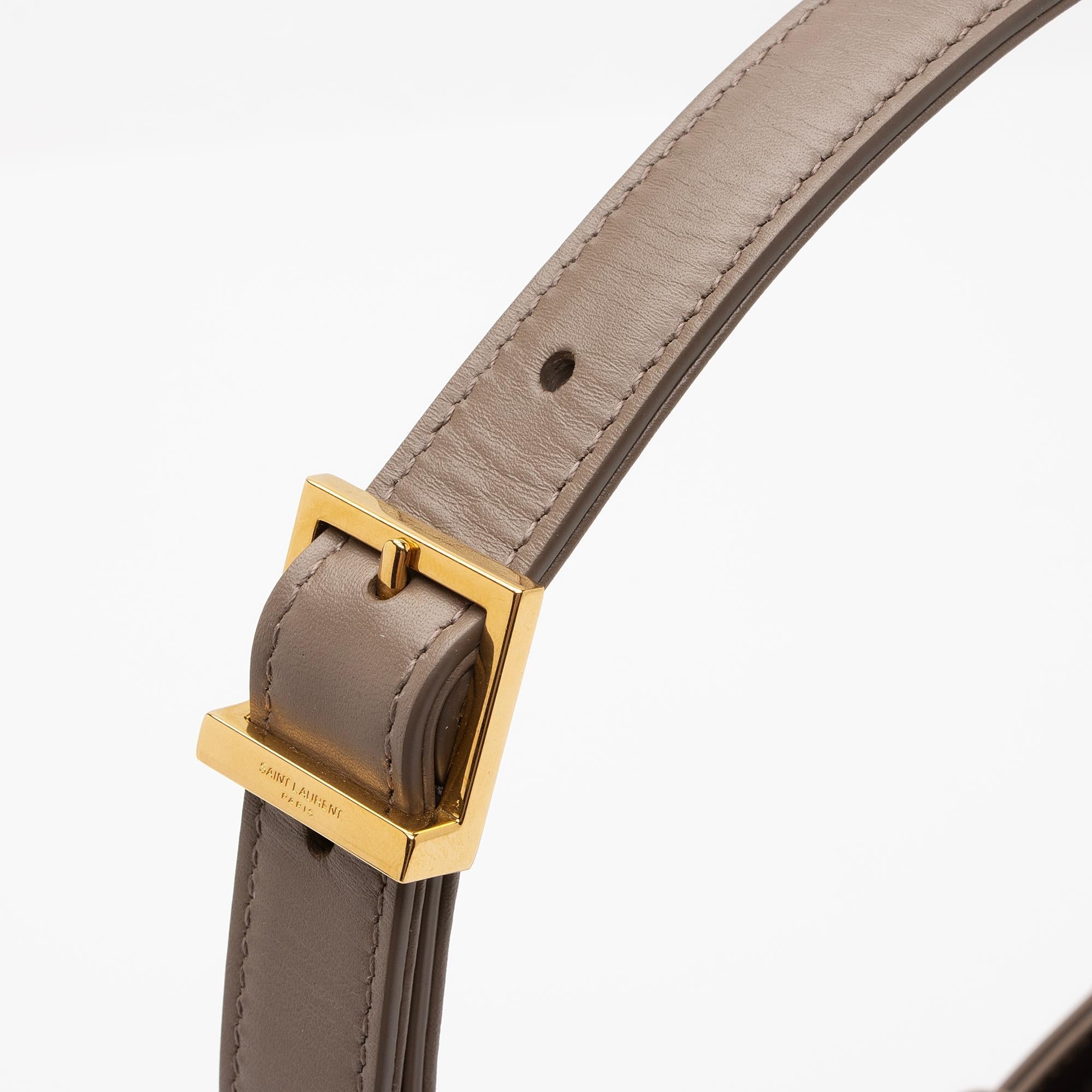Saint Laurent Smooth Calfskin Monogram Le 5 A 7 Hobo (SHF-GmWODr)