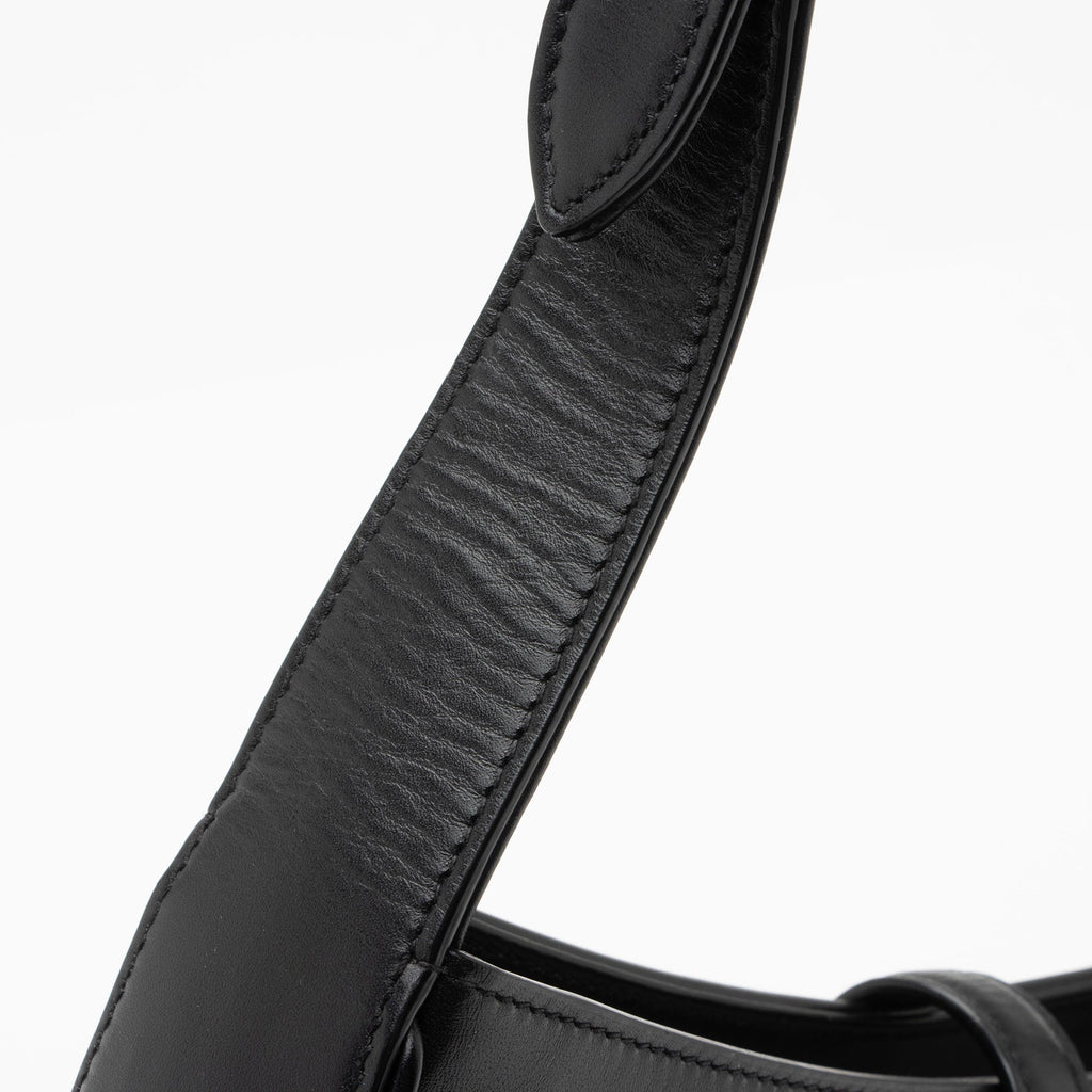 Saint Laurent Smooth Calfskin Monogram Le 5 A 7 Hobo (SHF-X5WO2I)
