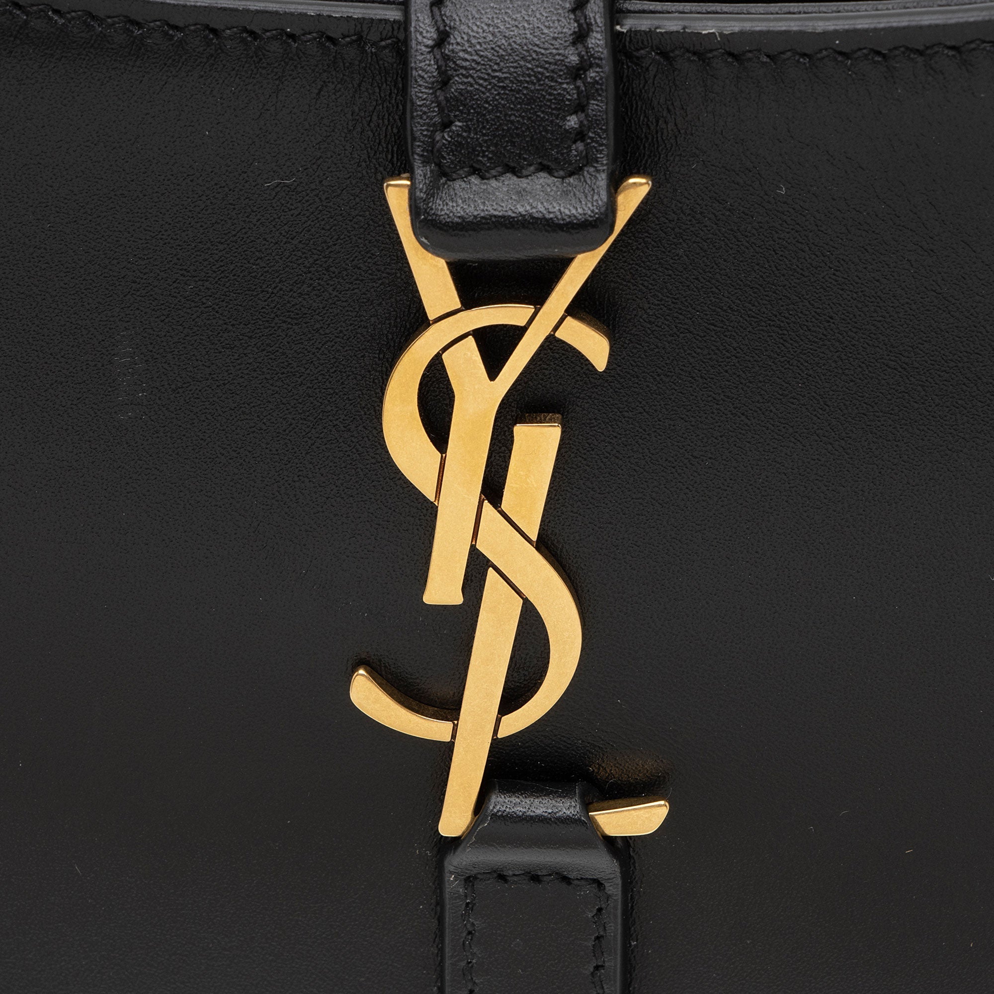 Saint Laurent Smooth Calfskin Monogram Le 5 A 7 Mini Hobo (SHF-zn70qi)