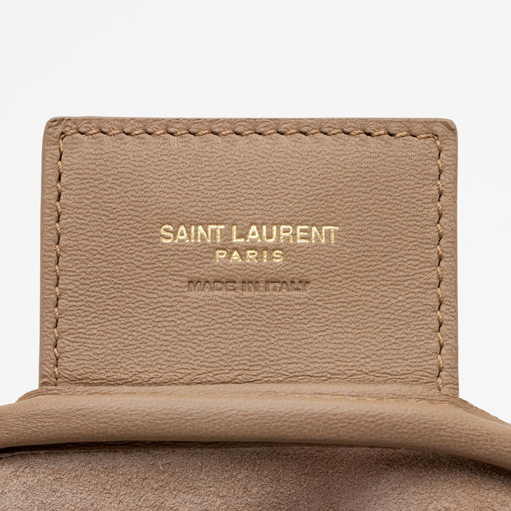Saint Laurent Smooth Calfskin Paris VII Flat Medium Hobo (SHF-cypHQU)