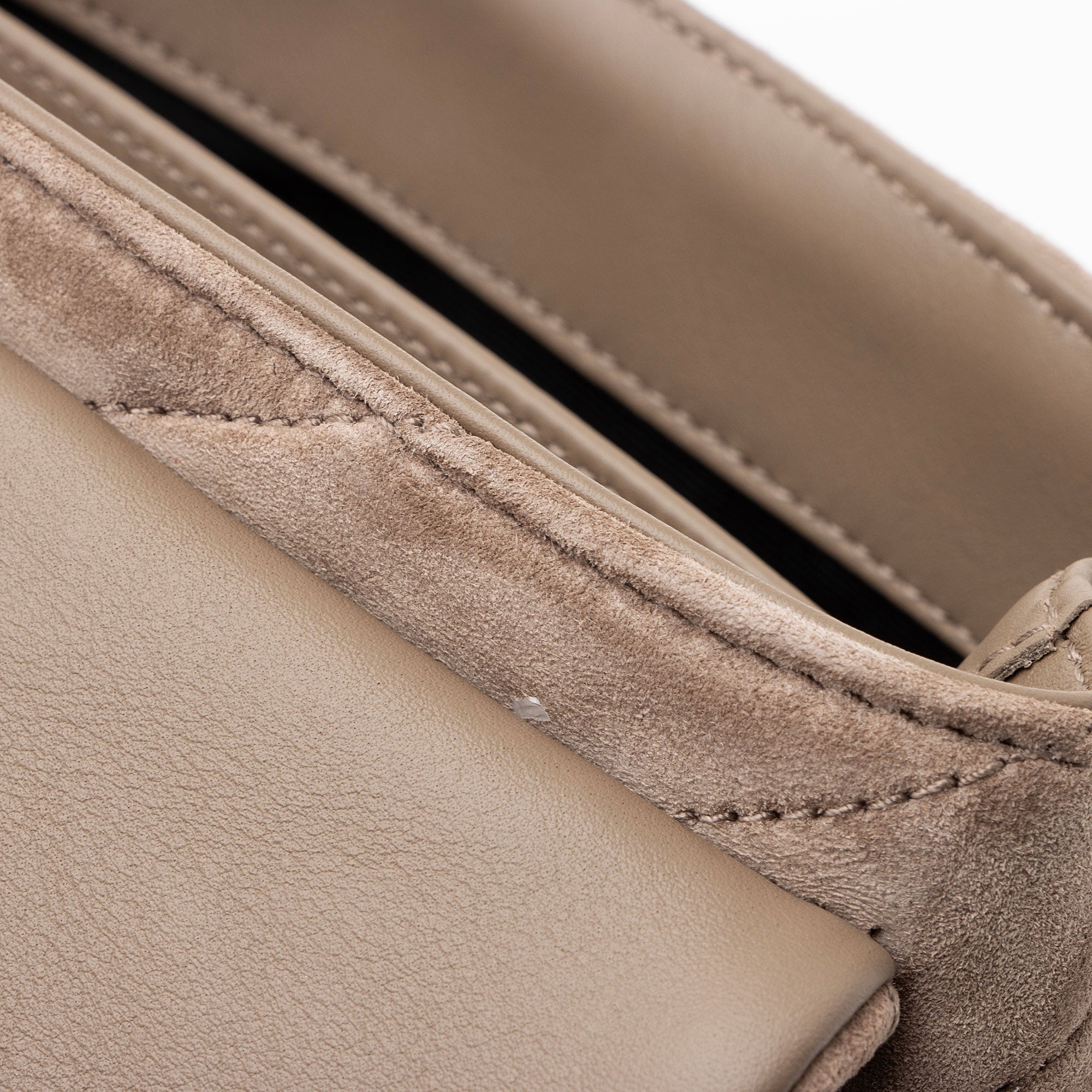 Saint Laurent Suede Monogram LouLou Toy Crossbody Bag (SHF-c1jm6y)