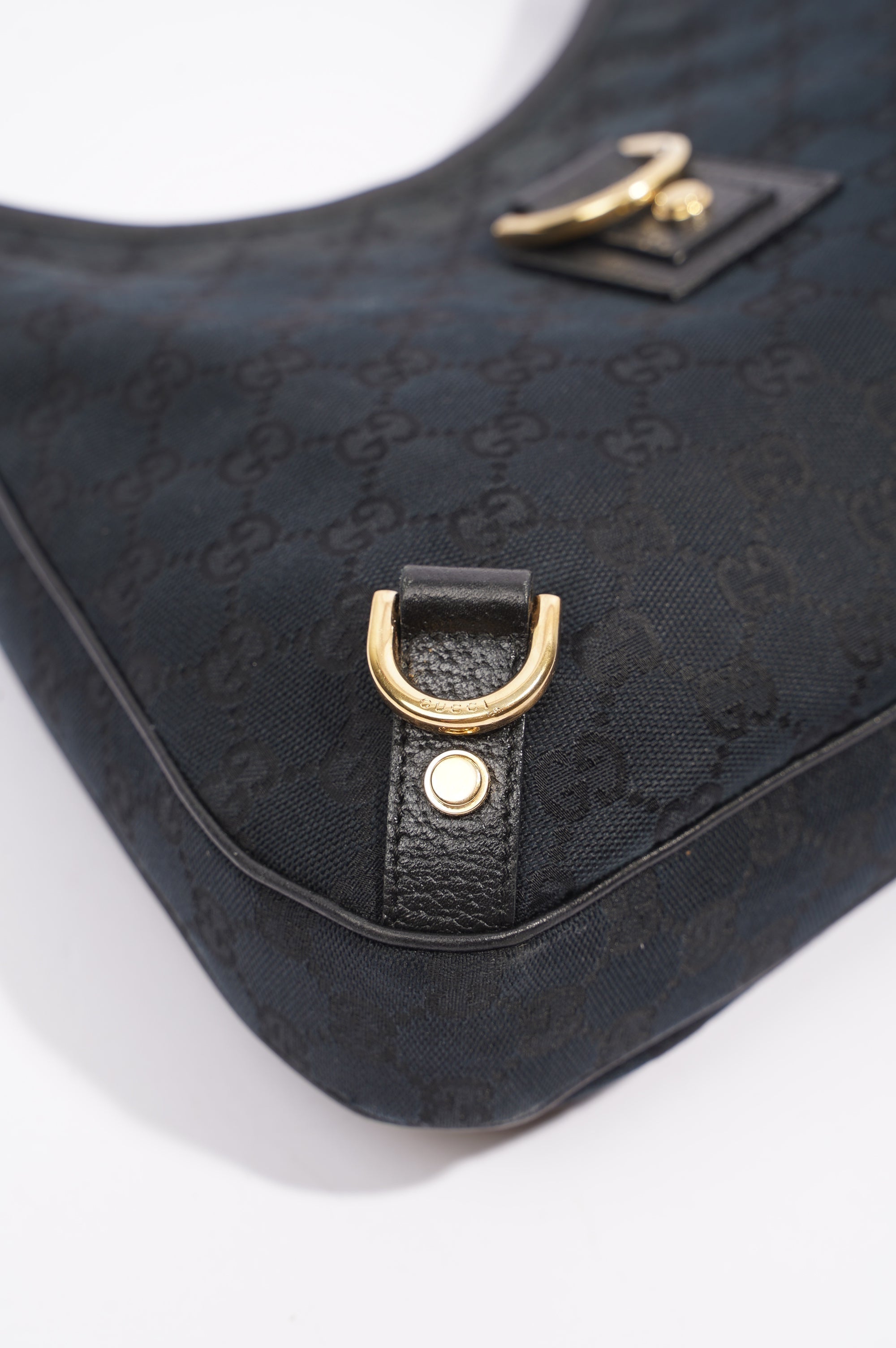 Gucci Abbey GG Shoulder Bag Black Supreme Canvas