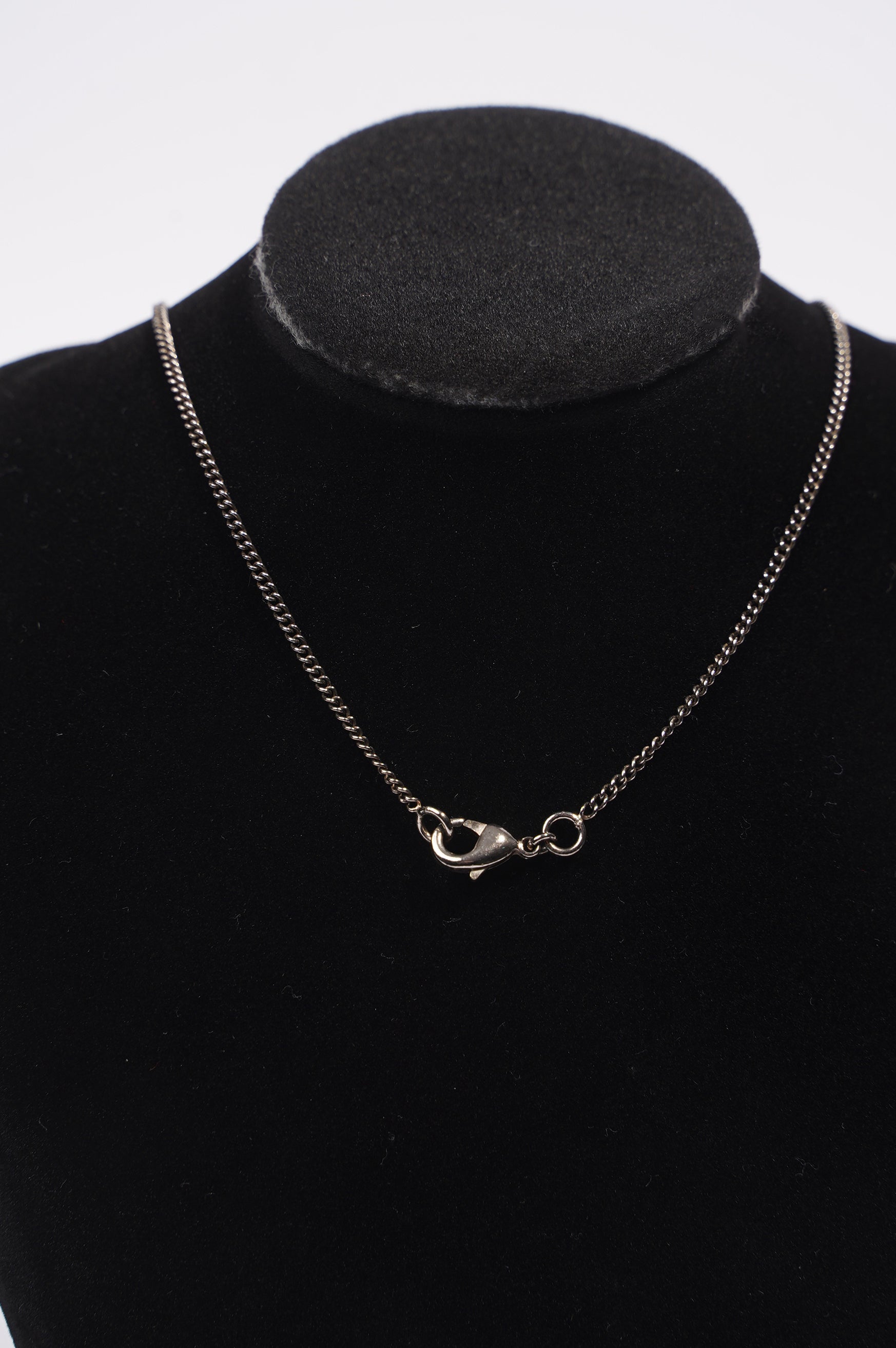 Chanel Pearl Logo Necklace Silver / Black Base Metal