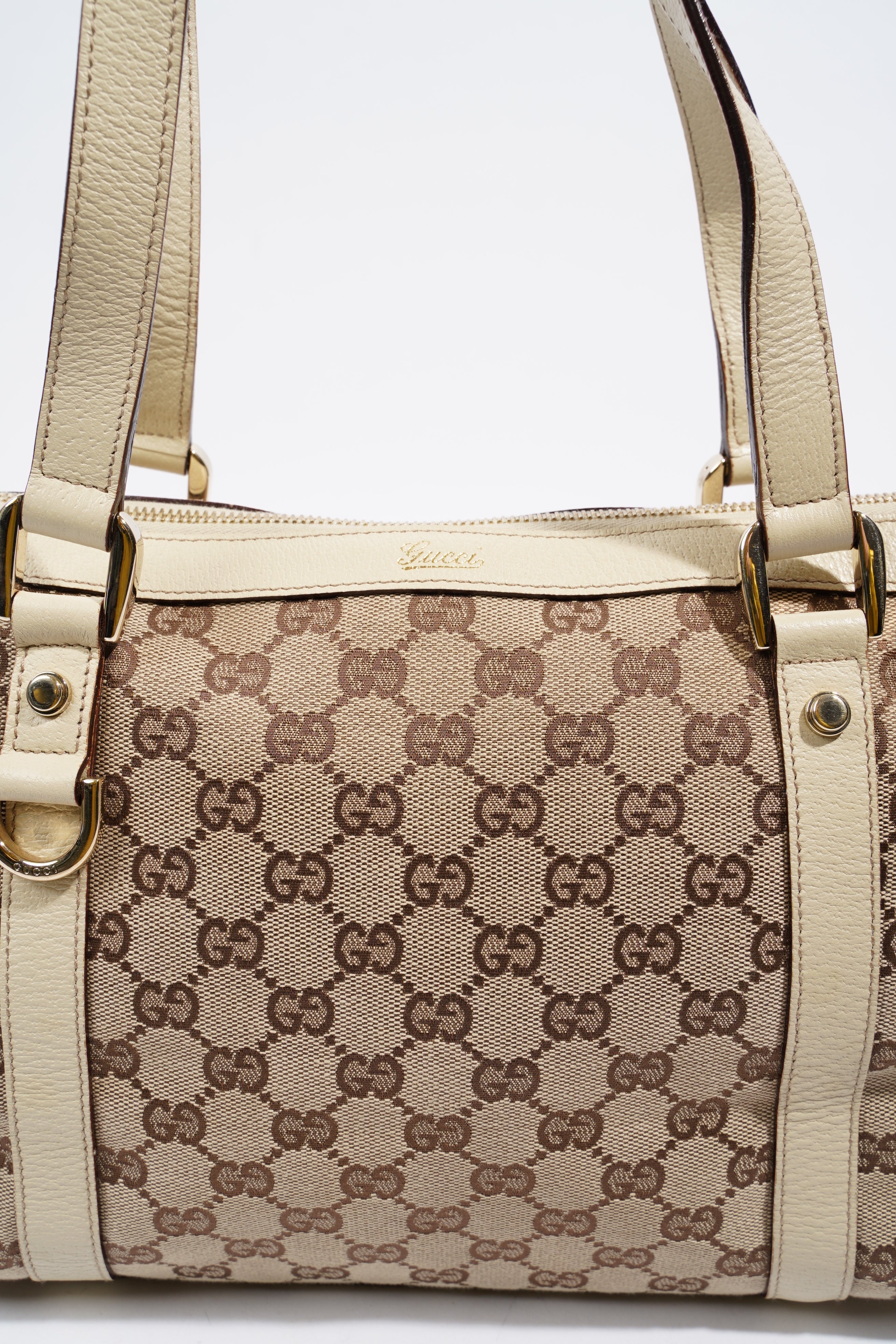 Gucci Abbey Shoulder Bag Supreme Print / White Canvas Small