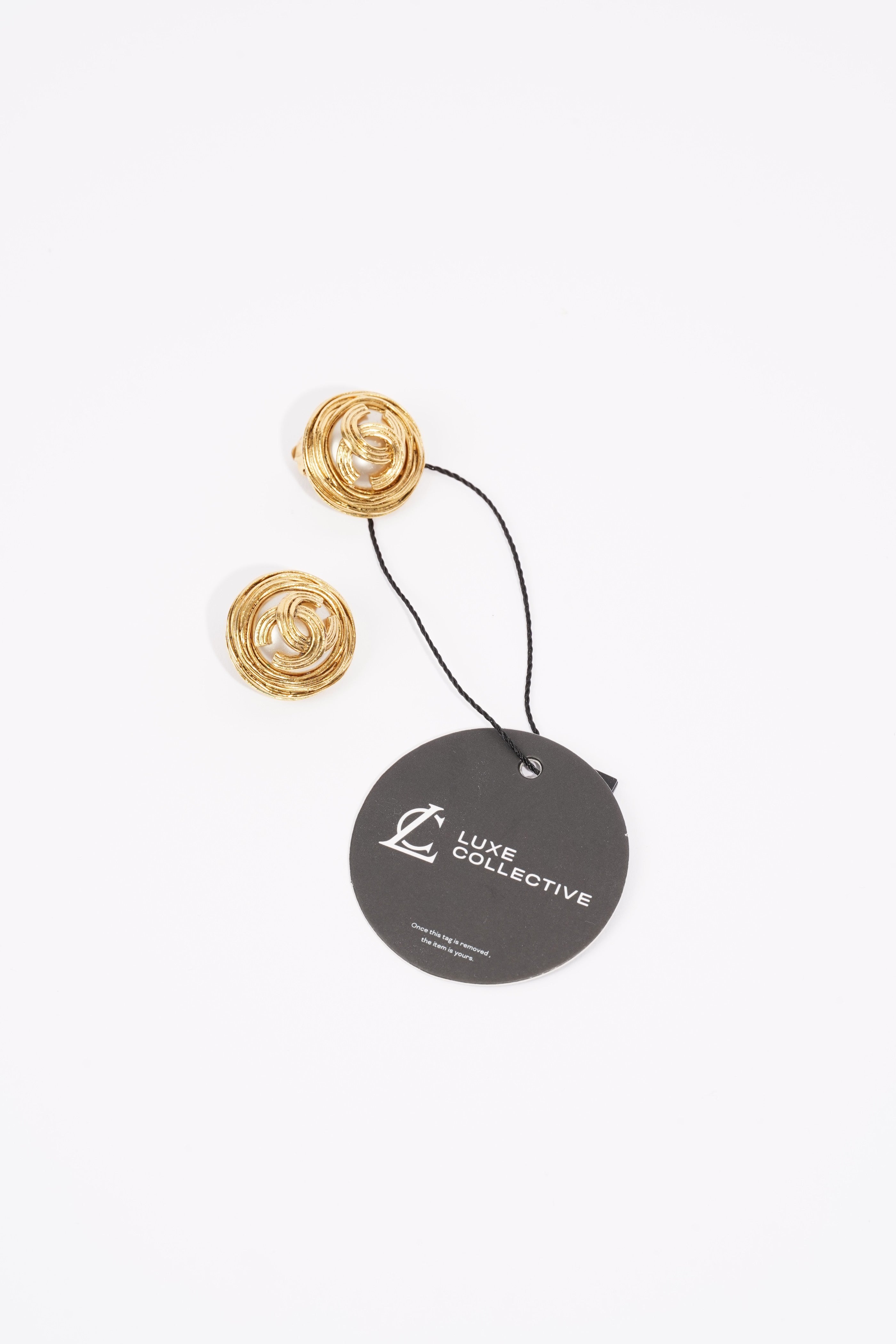 Chanel Logo Pearl Earings Gold / Pearl Gold Plated