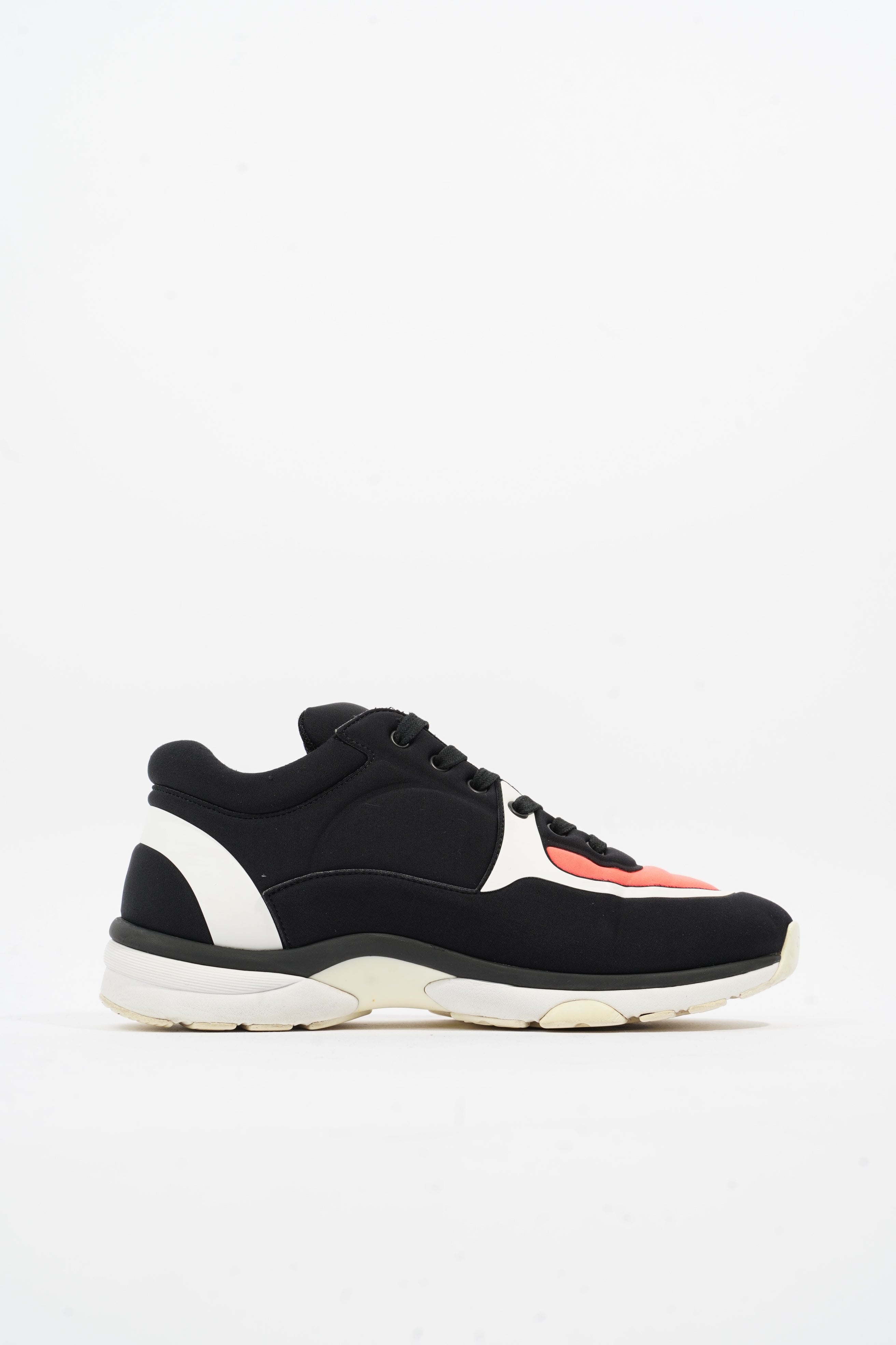Chanel CC Logo Sneaker Black / White / Pink Nylon EU 39.5 UK 6.5