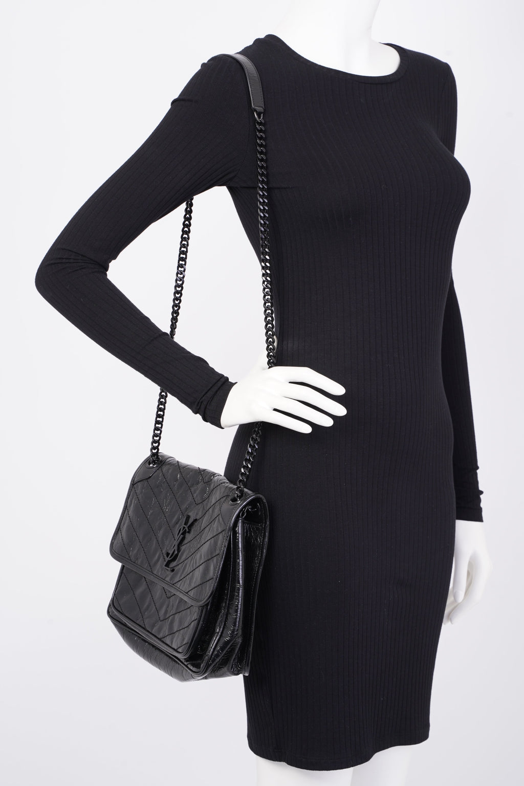 Saint Laurent Niki Black Leather Medium